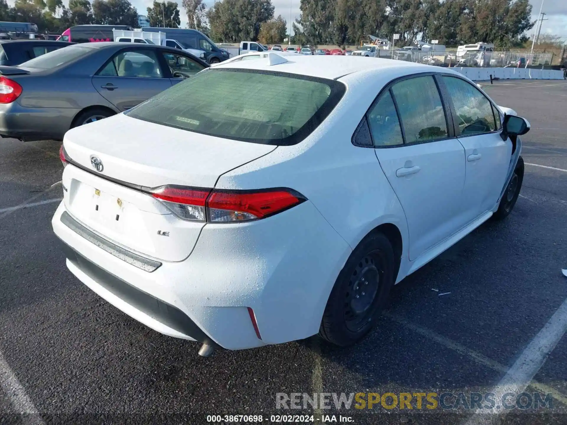 4 Photograph of a damaged car JTDEPRAEXLJ080213 TOYOTA COROLLA 2020