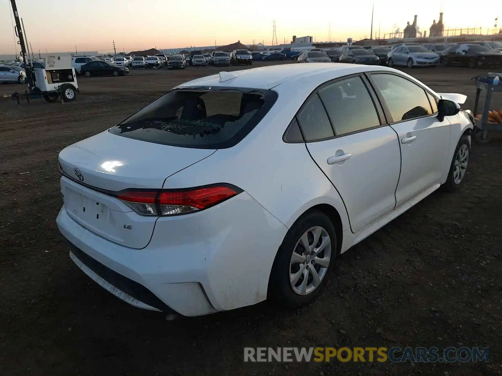 4 Photograph of a damaged car JTDEPRAEXLJ081362 TOYOTA COROLLA 2020