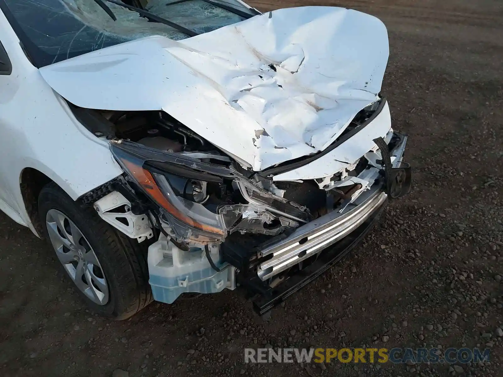 9 Photograph of a damaged car JTDEPRAEXLJ081362 TOYOTA COROLLA 2020