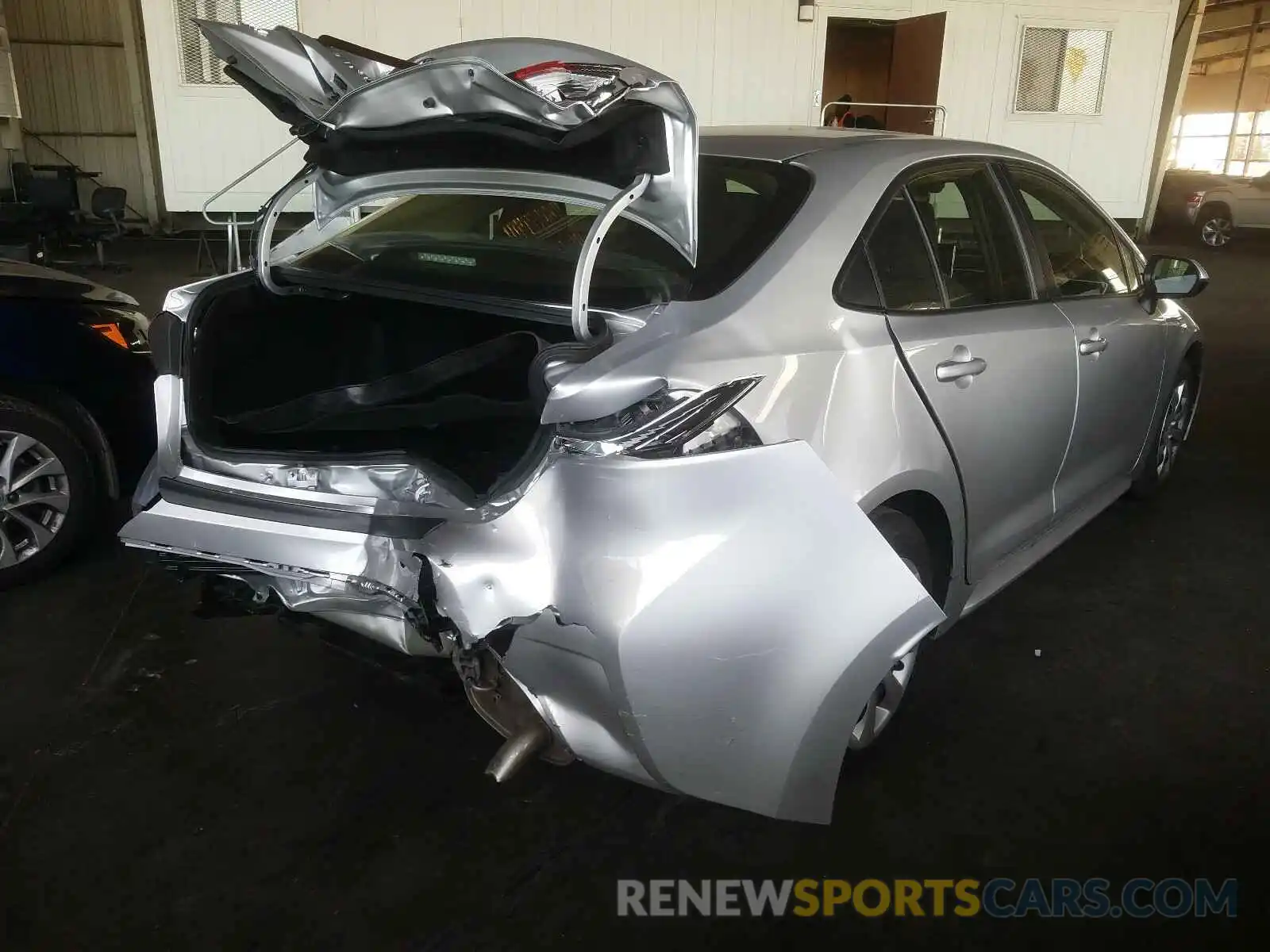 4 Photograph of a damaged car JTDEPRAEXLJ081863 TOYOTA COROLLA 2020