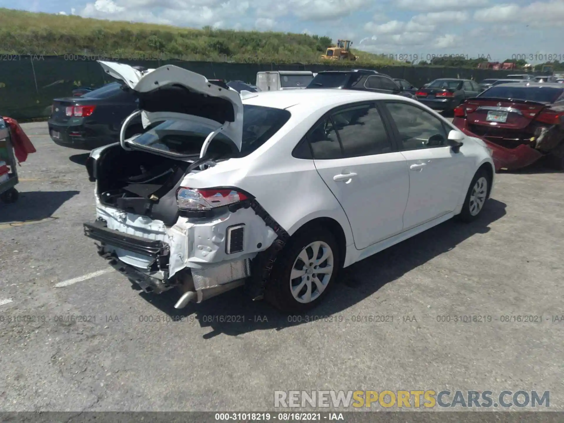 4 Photograph of a damaged car JTDEPRAEXLJ082043 TOYOTA COROLLA 2020