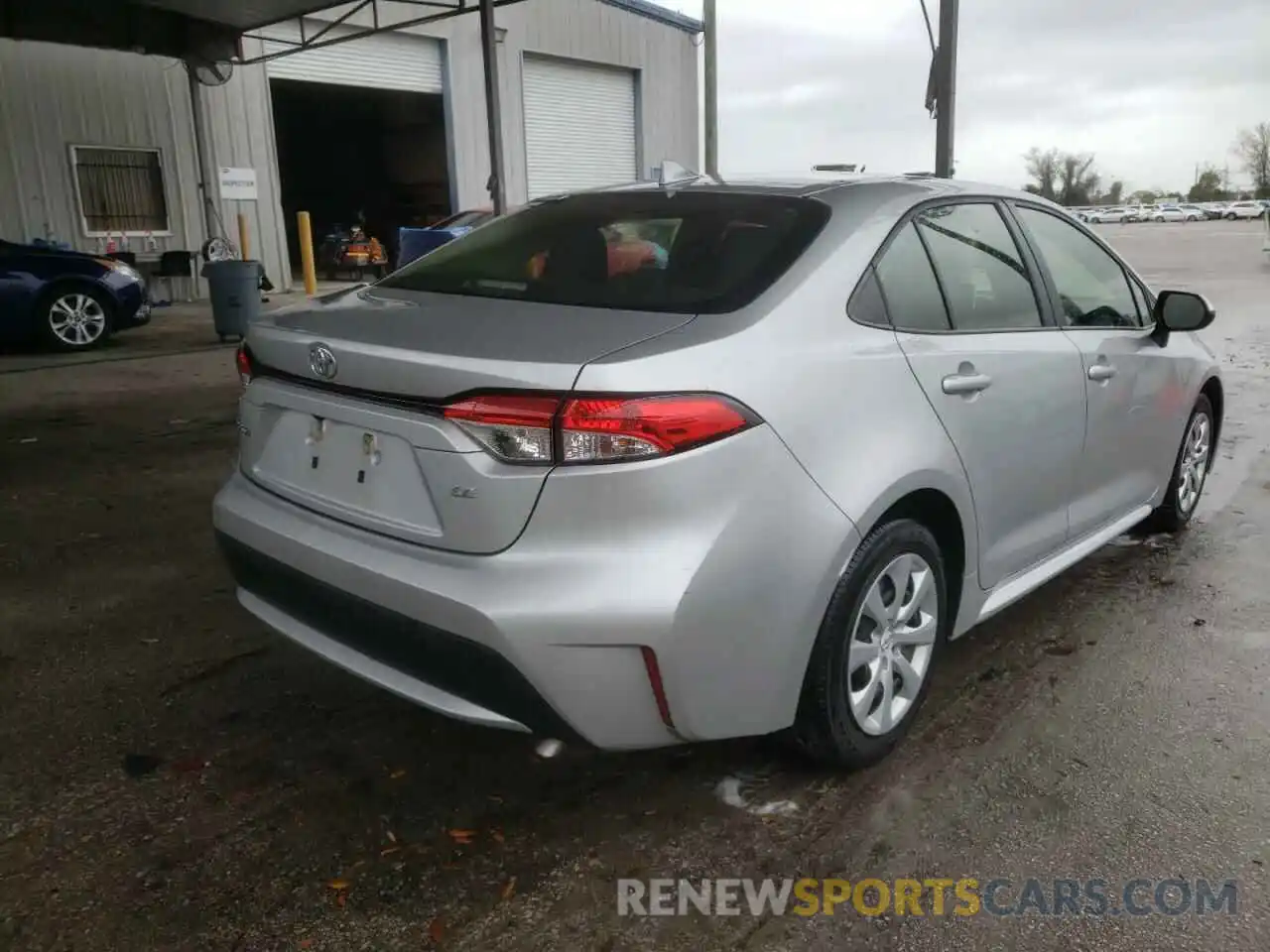 4 Photograph of a damaged car JTDEPRAEXLJ083547 TOYOTA COROLLA 2020