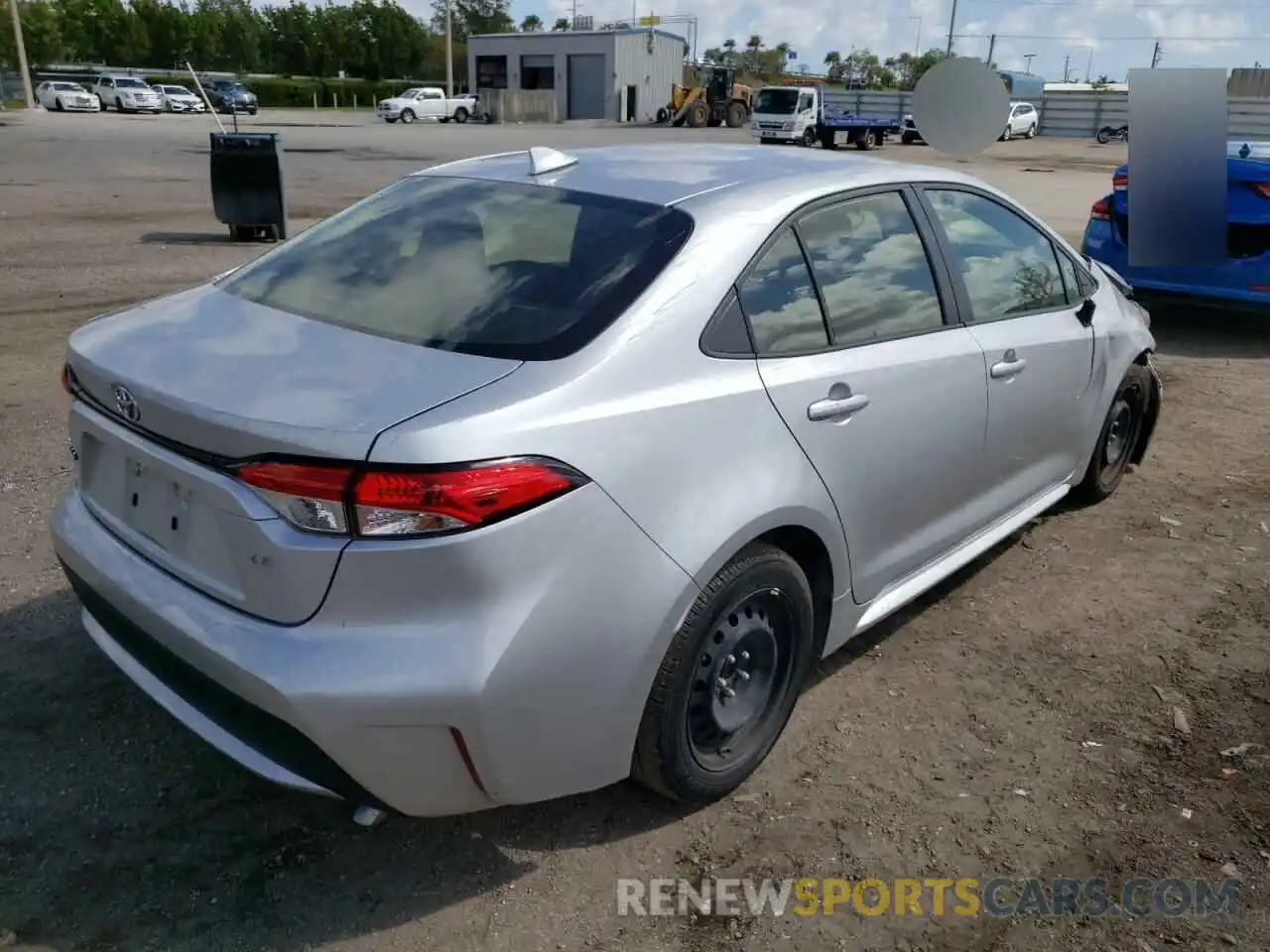 4 Photograph of a damaged car JTDEPRAEXLJ083578 TOYOTA COROLLA 2020