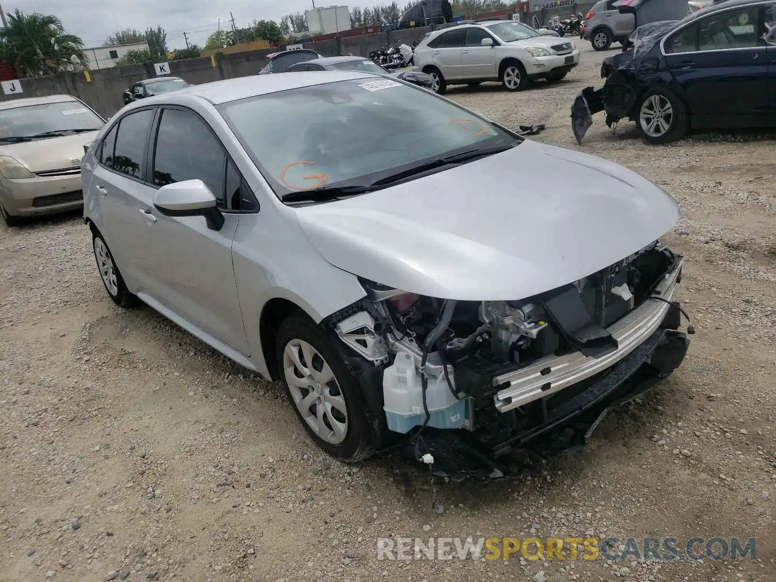 1 Photograph of a damaged car JTDEPRAEXLJ087131 TOYOTA COROLLA 2020