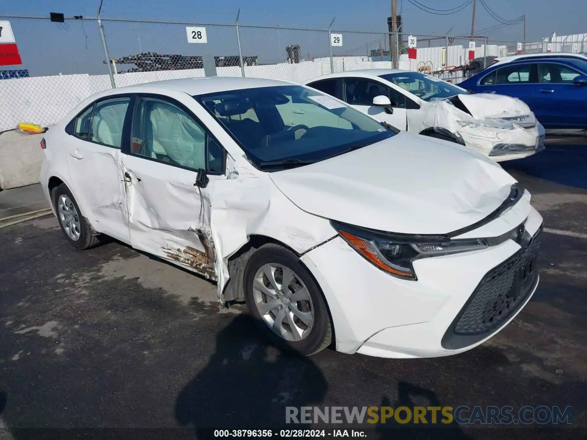 1 Photograph of a damaged car JTDEPRAEXLJ087341 TOYOTA COROLLA 2020