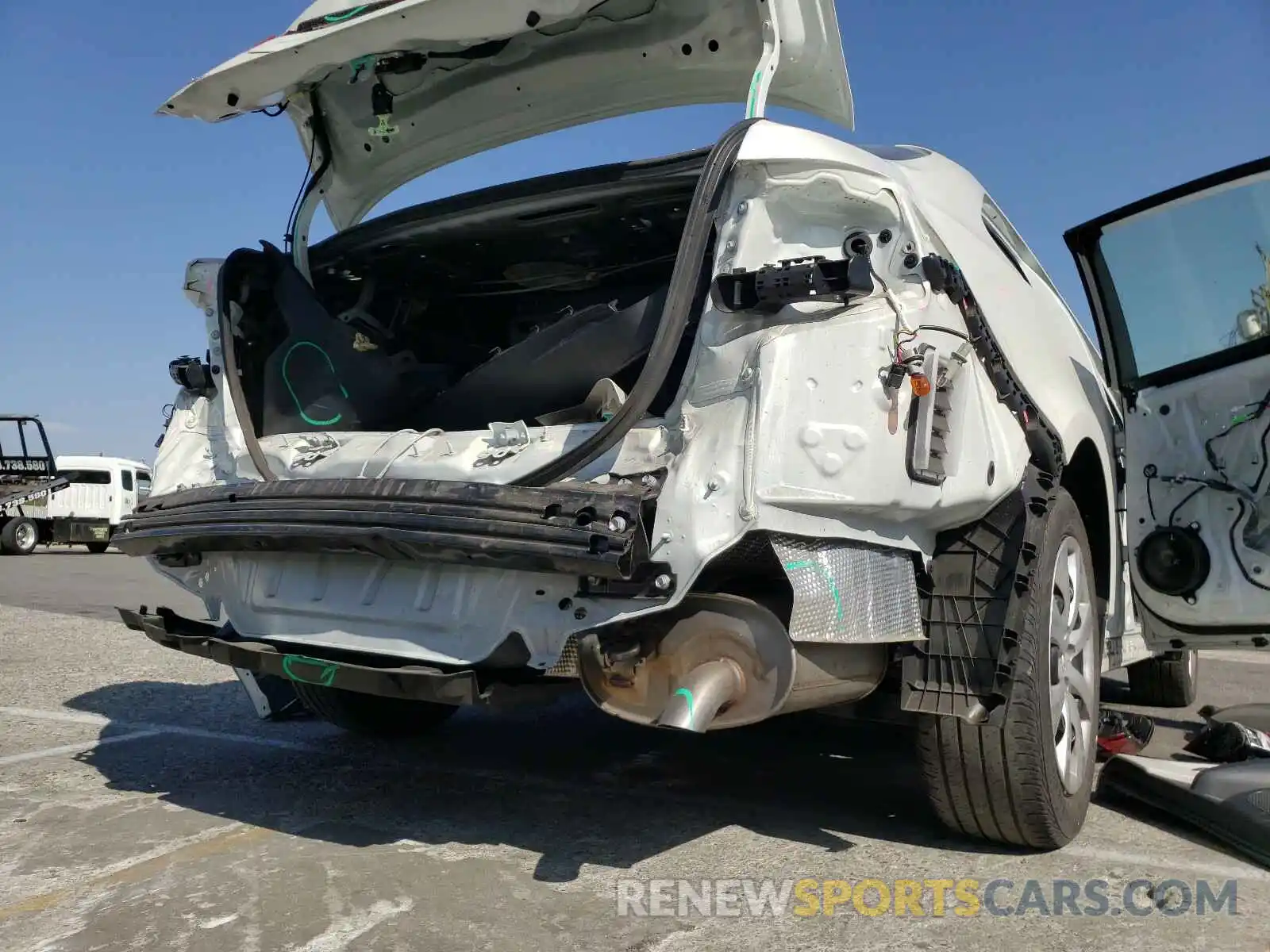 9 Photograph of a damaged car JTDEPRAEXLJ088330 TOYOTA COROLLA 2020