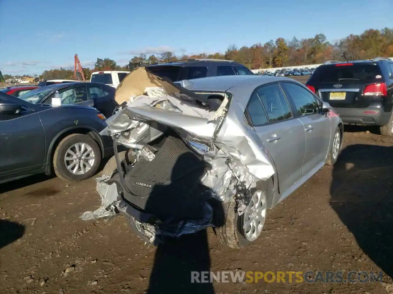 4 Photograph of a damaged car JTDEPRAEXLJ091812 TOYOTA COROLLA 2020