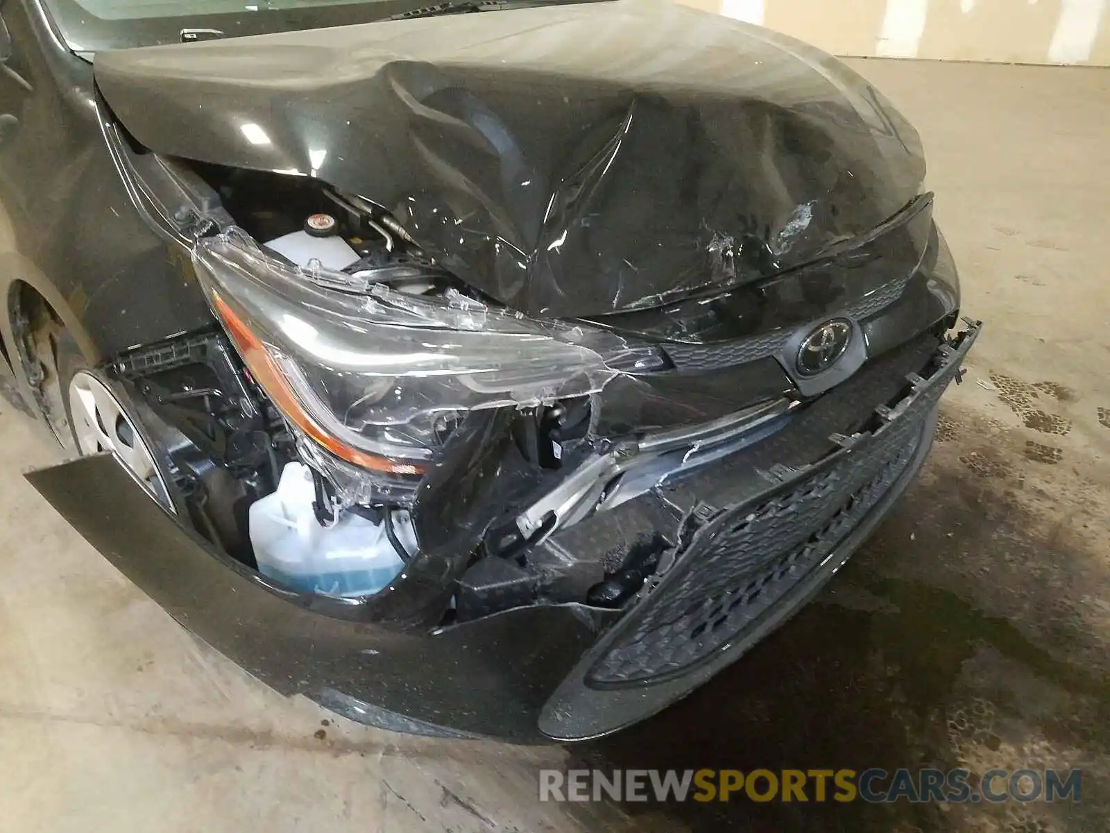 9 Photograph of a damaged car JTDEPRAEXLJ091907 TOYOTA COROLLA 2020