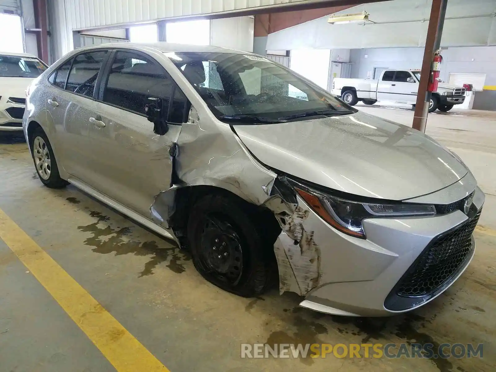 9 Photograph of a damaged car JTDEPRAEXLJ094984 TOYOTA COROLLA 2020