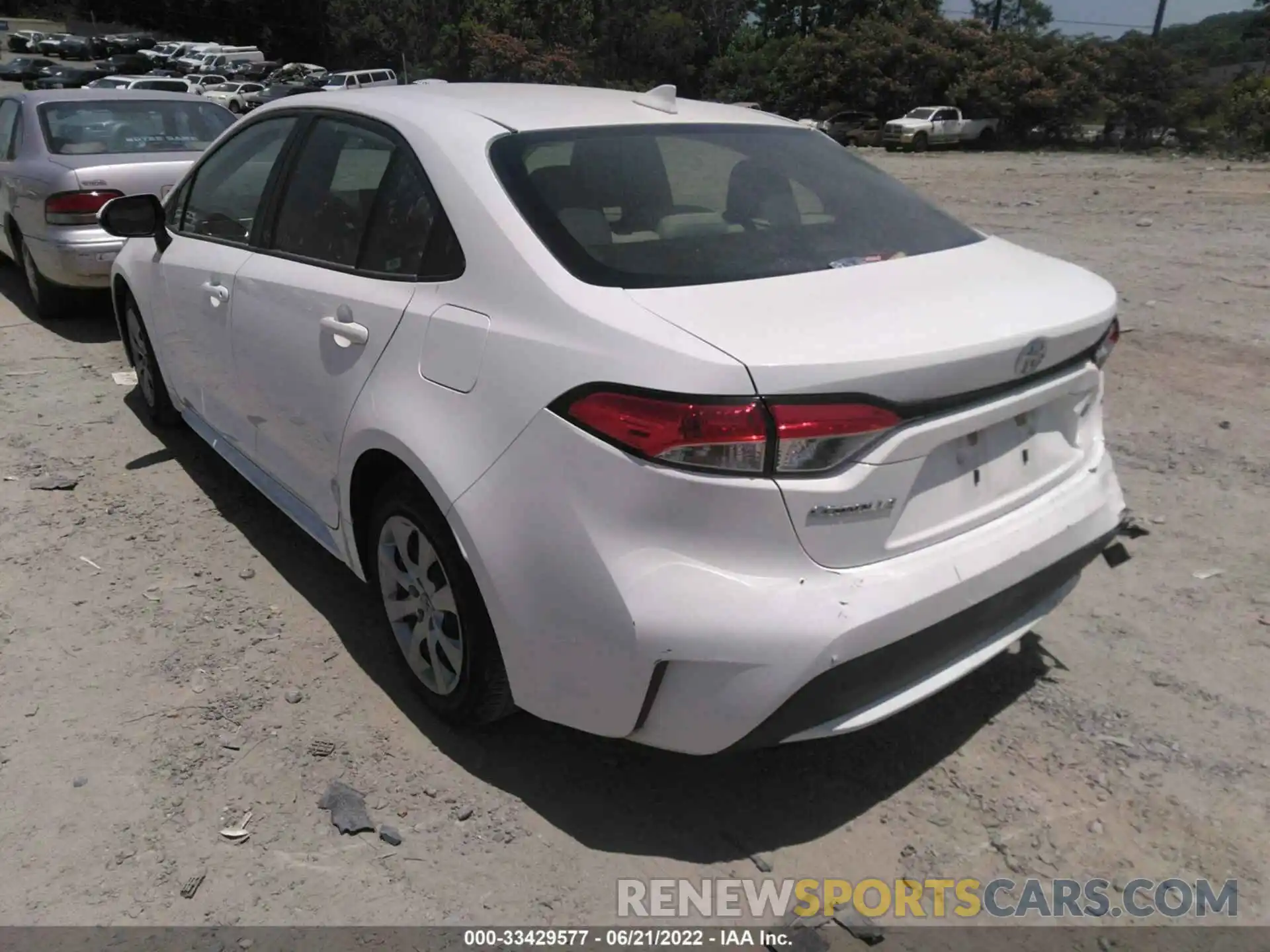 3 Photograph of a damaged car JTDEPRAEXLJ095634 TOYOTA COROLLA 2020