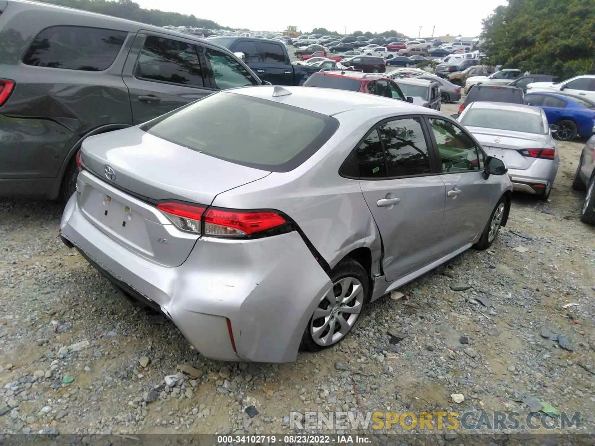 4 Photograph of a damaged car JTDEPRAEXLJ095682 TOYOTA COROLLA 2020