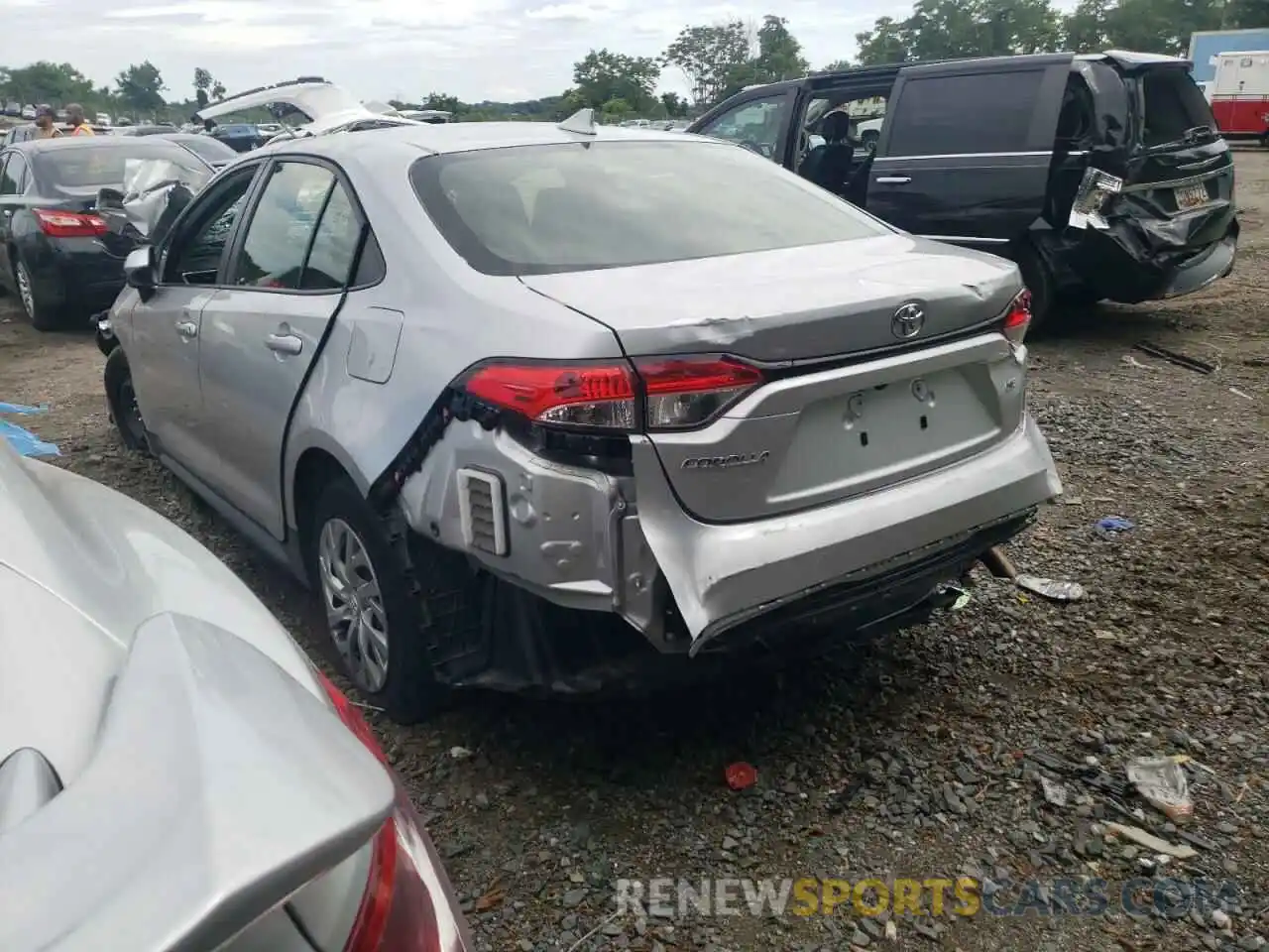 3 Photograph of a damaged car JTDEPRAEXLJ096069 TOYOTA COROLLA 2020