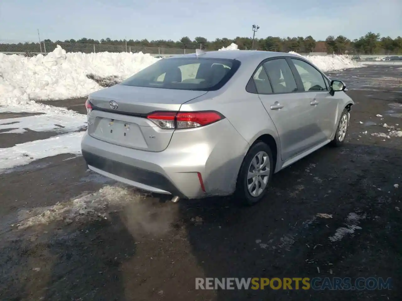 4 Photograph of a damaged car JTDEPRAEXLJ096783 TOYOTA COROLLA 2020