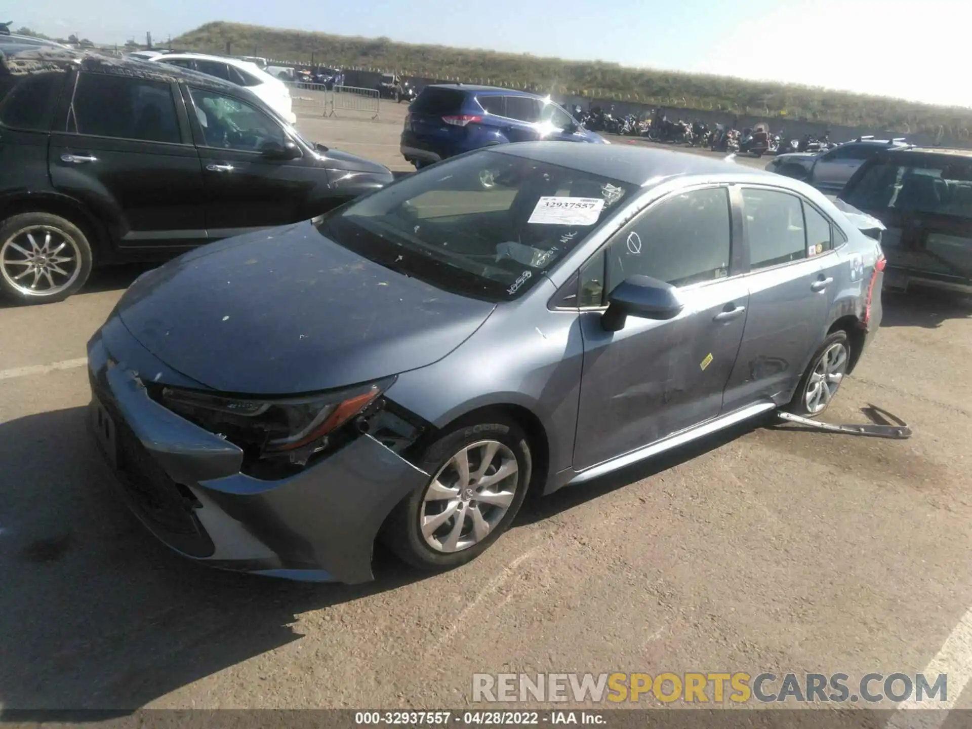 2 Photograph of a damaged car JTDEPRAEXLJ105384 TOYOTA COROLLA 2020