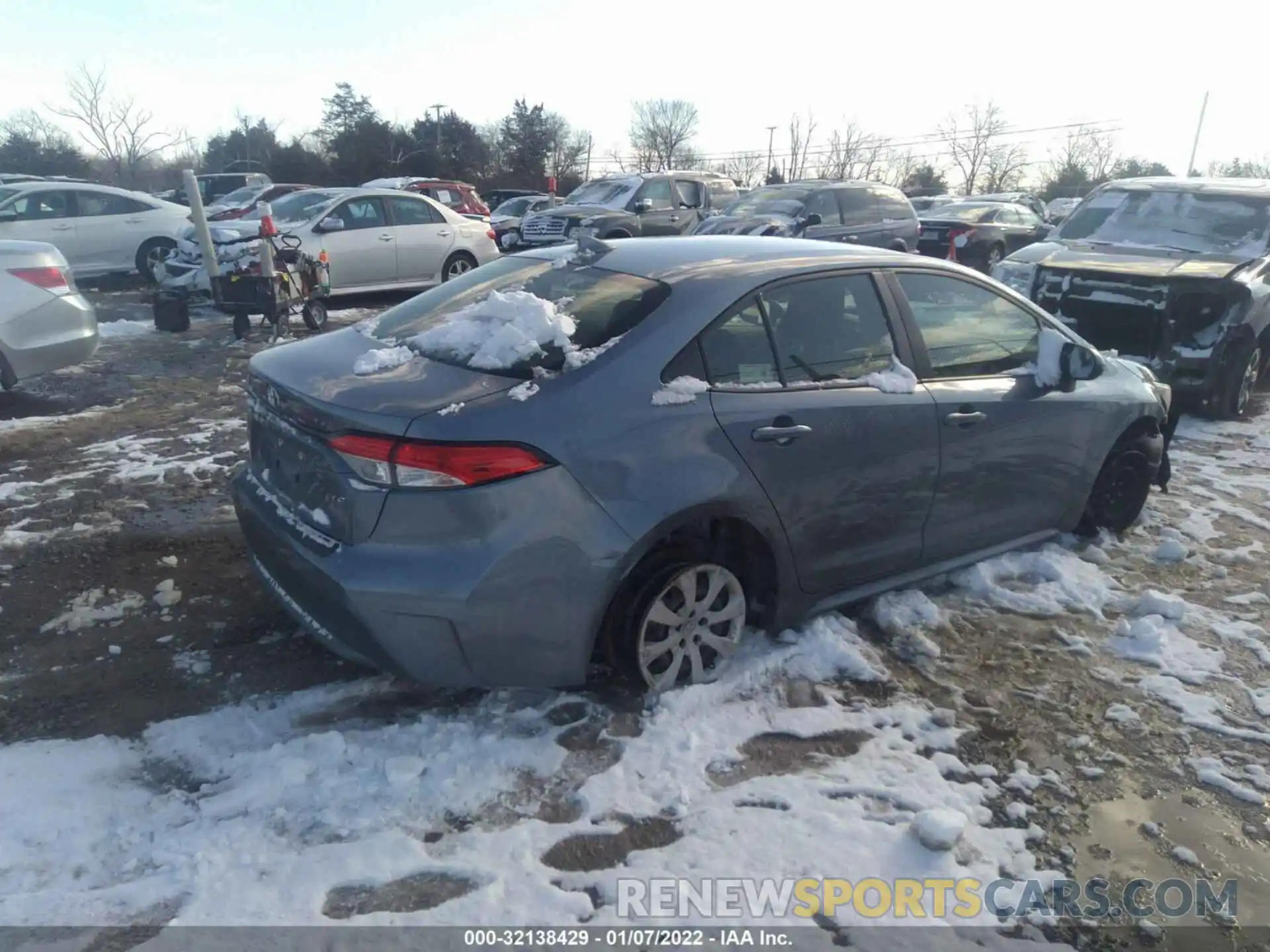 4 Photograph of a damaged car JTDEPRAEXLJ105790 TOYOTA COROLLA 2020