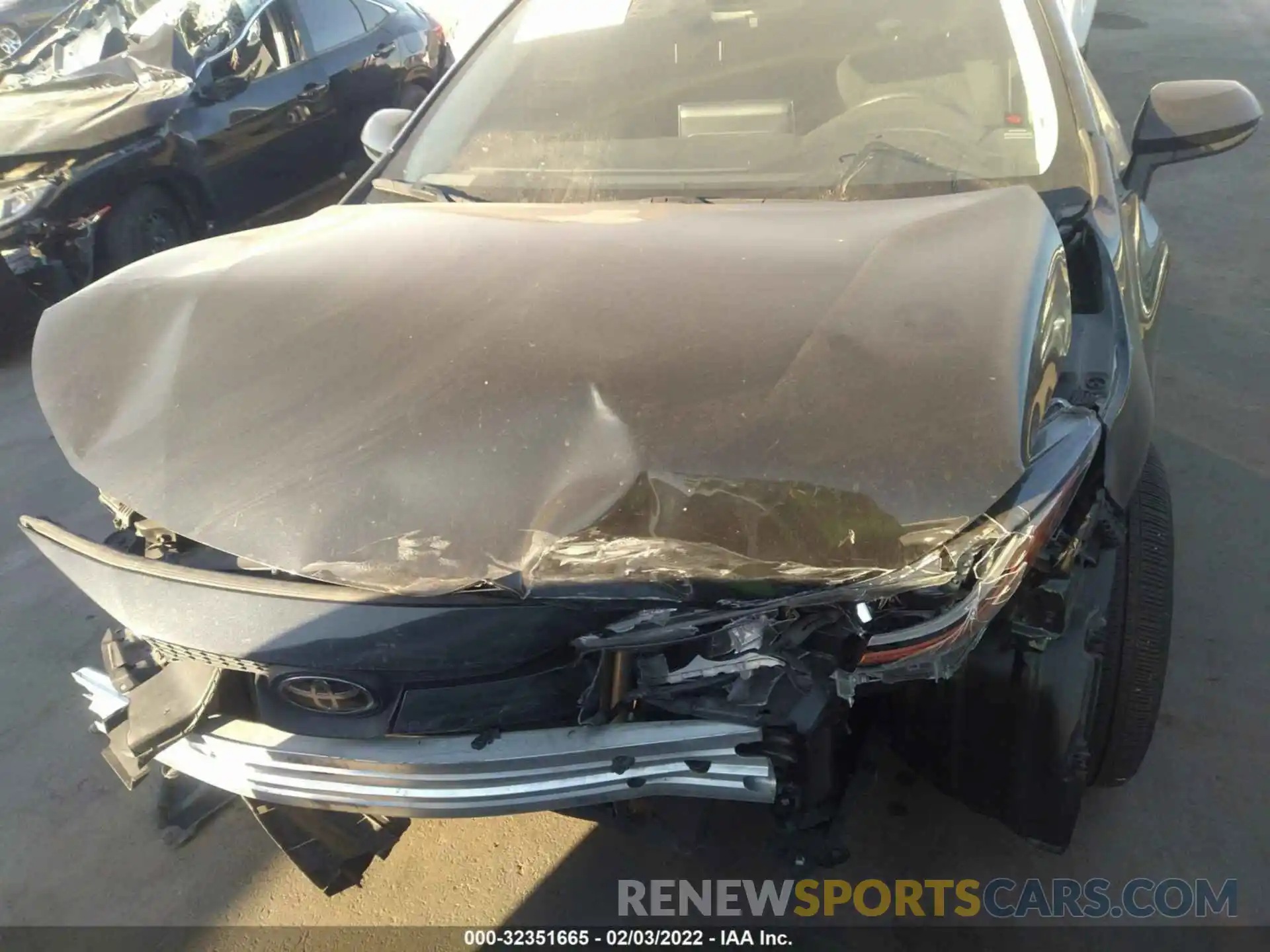 10 Photograph of a damaged car JTDEPRAEXLJ108107 TOYOTA COROLLA 2020