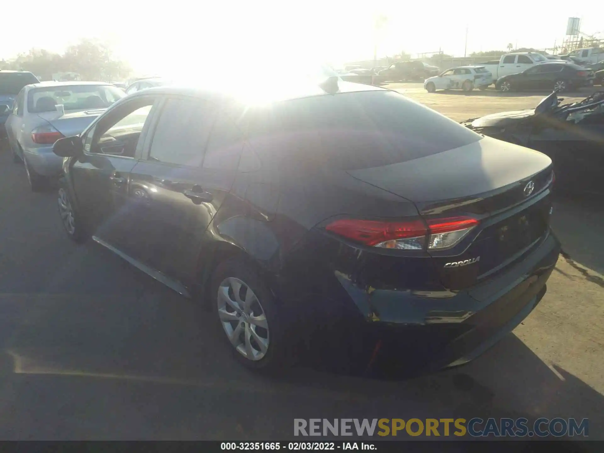 3 Photograph of a damaged car JTDEPRAEXLJ108107 TOYOTA COROLLA 2020