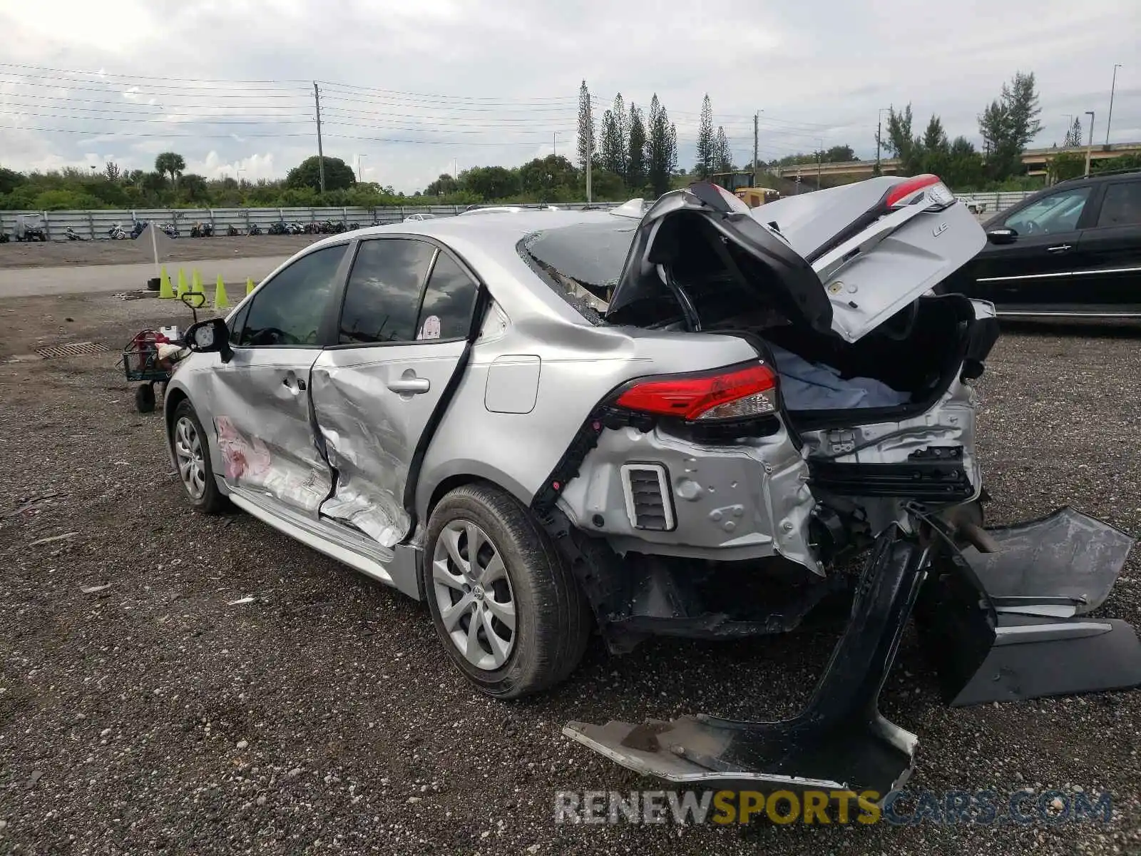 3 Photograph of a damaged car JTDEPRAEXLJ109726 TOYOTA COROLLA 2020