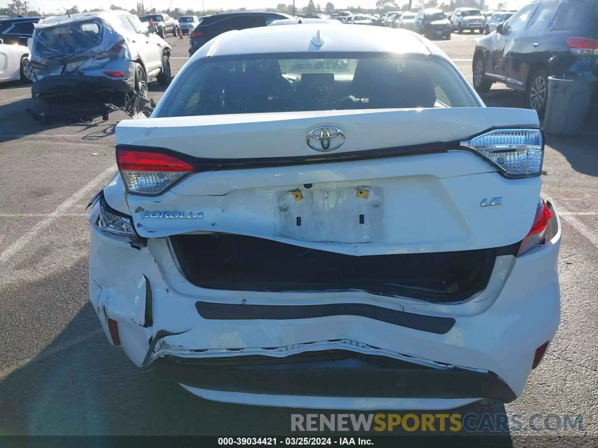 16 Photograph of a damaged car JTDEPRAEXLJ111234 TOYOTA COROLLA 2020