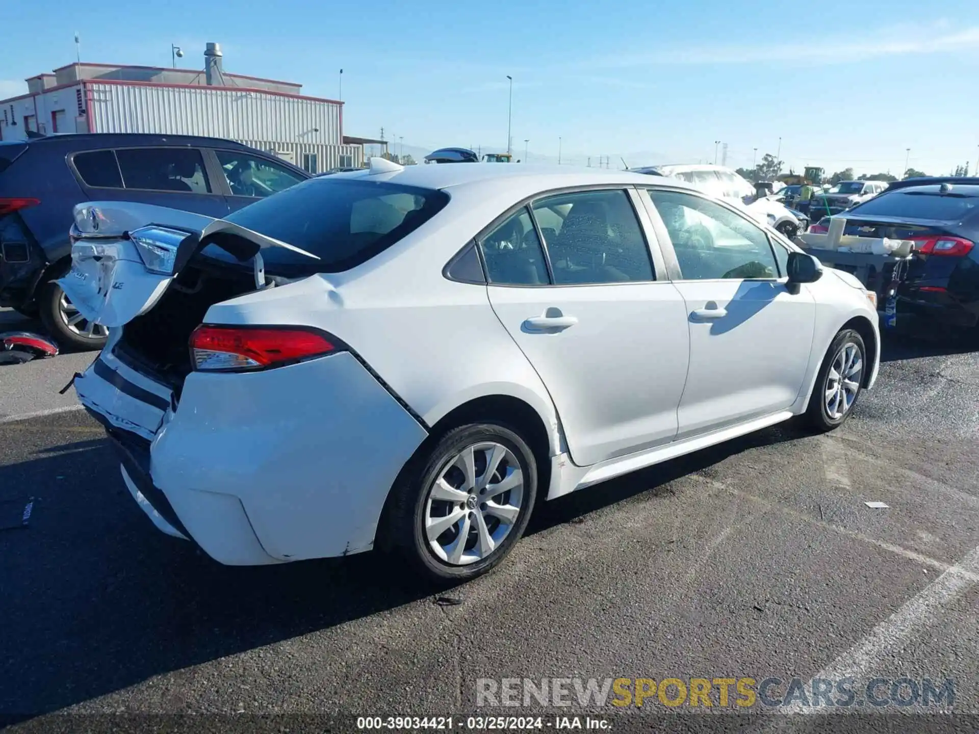 4 Photograph of a damaged car JTDEPRAEXLJ111234 TOYOTA COROLLA 2020