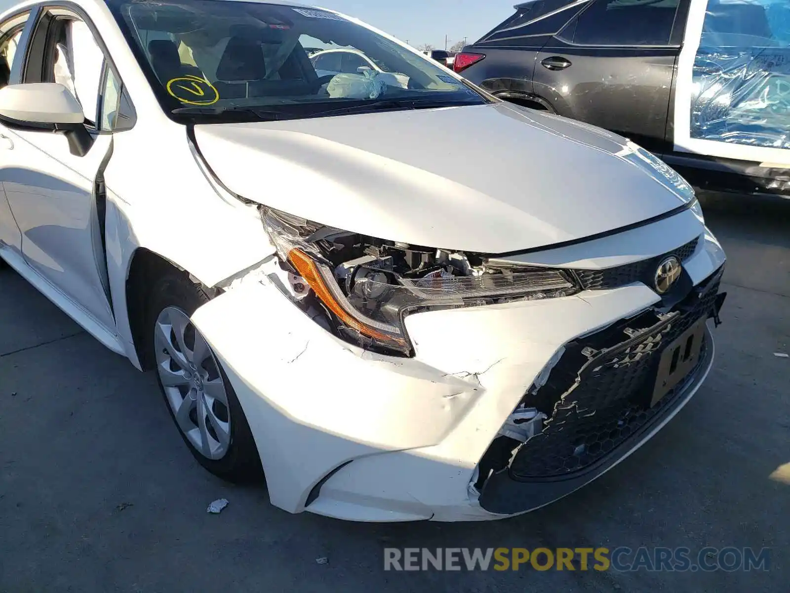 9 Photograph of a damaged car JTDEPRAEXLJ112559 TOYOTA COROLLA 2020