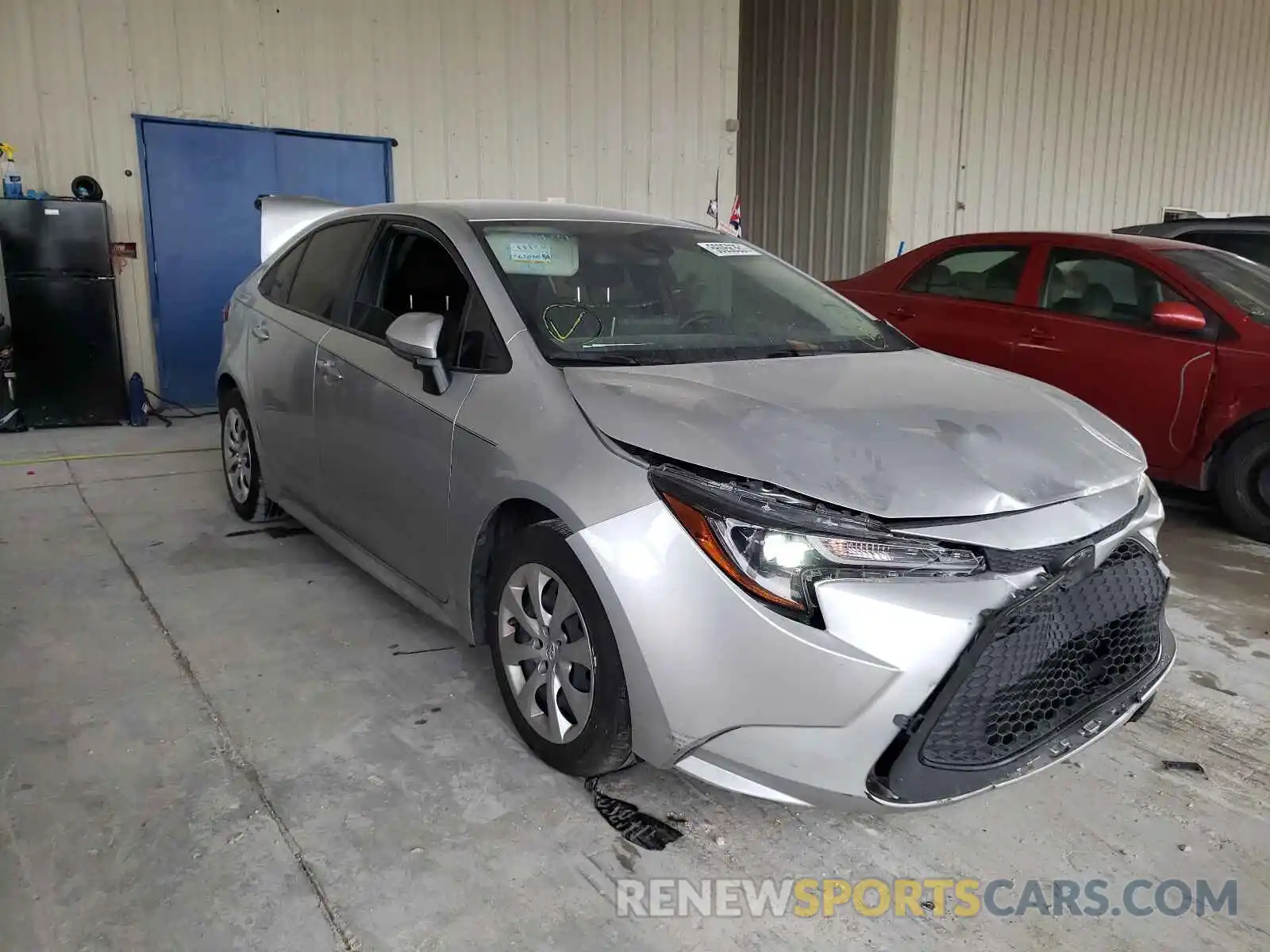 1 Photograph of a damaged car JTDEPRAEXLJ112738 TOYOTA COROLLA 2020