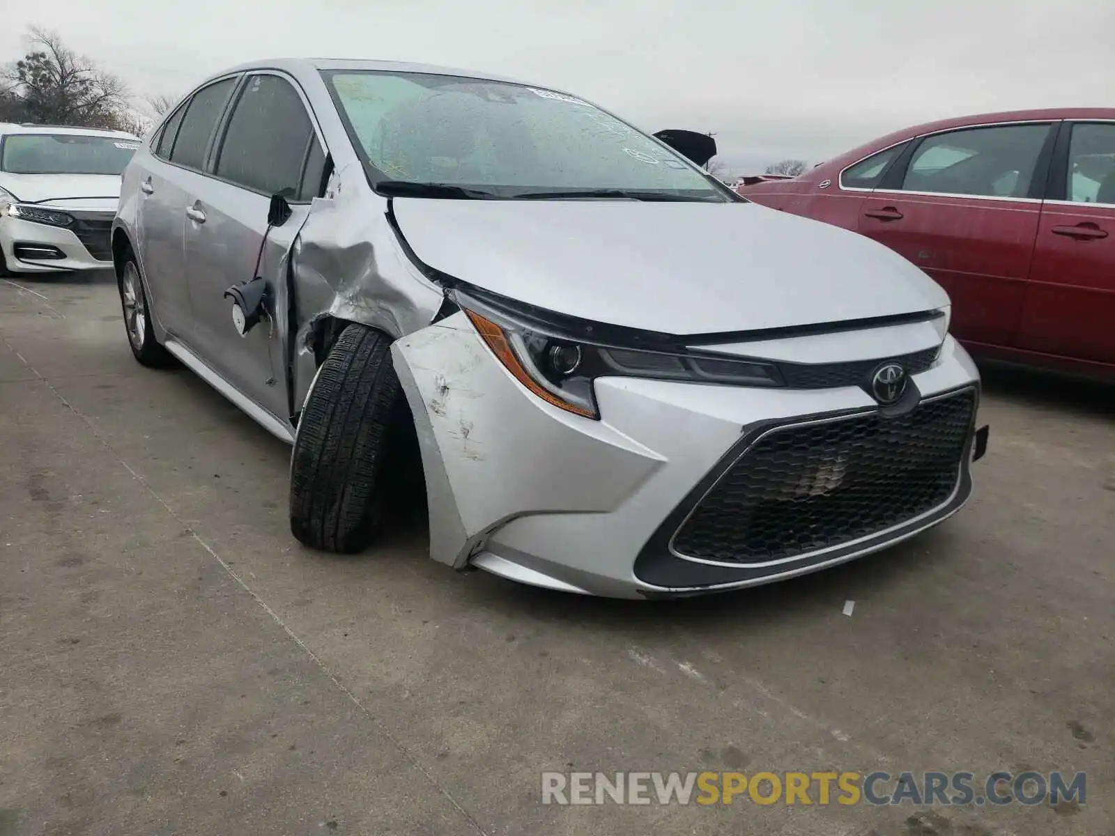 1 Photograph of a damaged car JTDFPRAE0LJ022468 TOYOTA COROLLA 2020