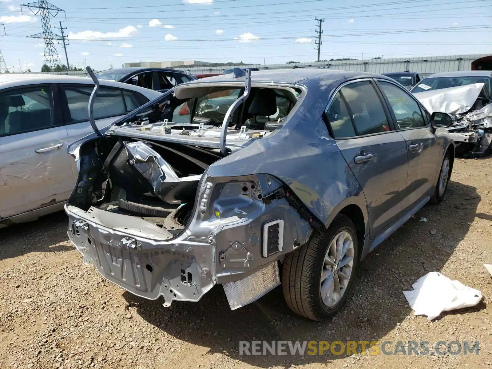 4 Photograph of a damaged car JTDFPRAE0LJ082069 TOYOTA COROLLA 2020