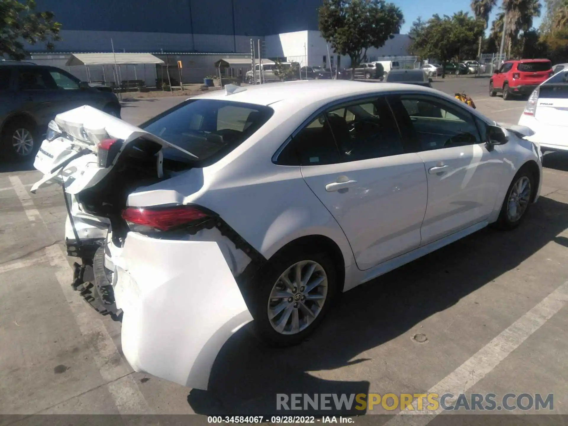 4 Photograph of a damaged car JTDFPRAE1LJ013424 TOYOTA COROLLA 2020