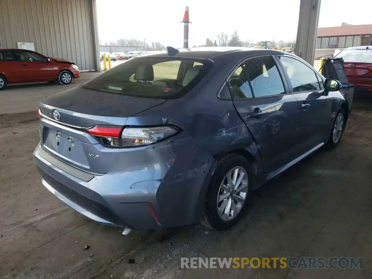 4 Photograph of a damaged car JTDFPRAE1LJ069766 TOYOTA COROLLA 2020