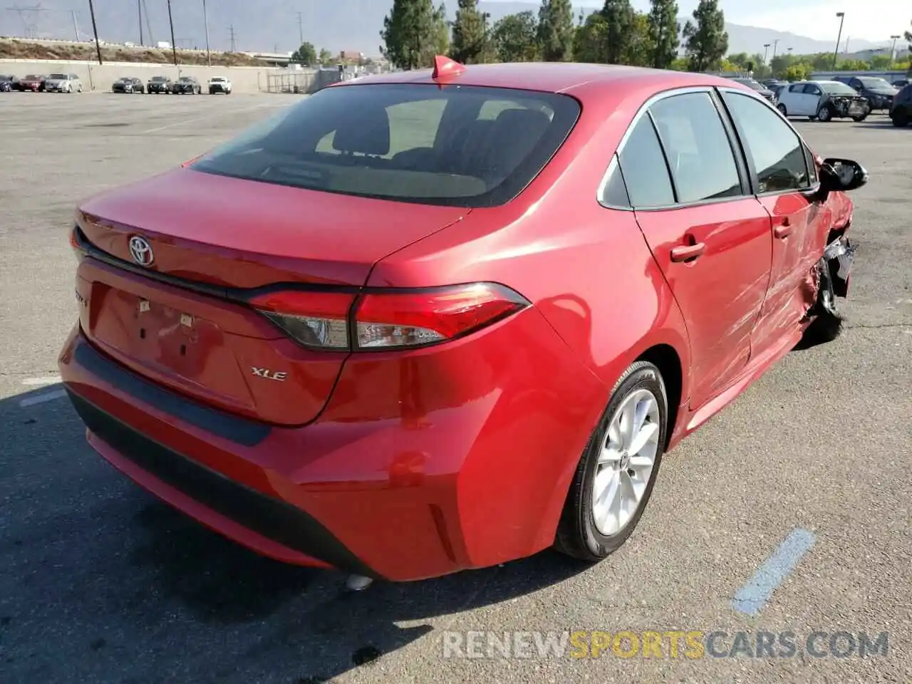 4 Photograph of a damaged car JTDFPRAE3LJ005714 TOYOTA COROLLA 2020