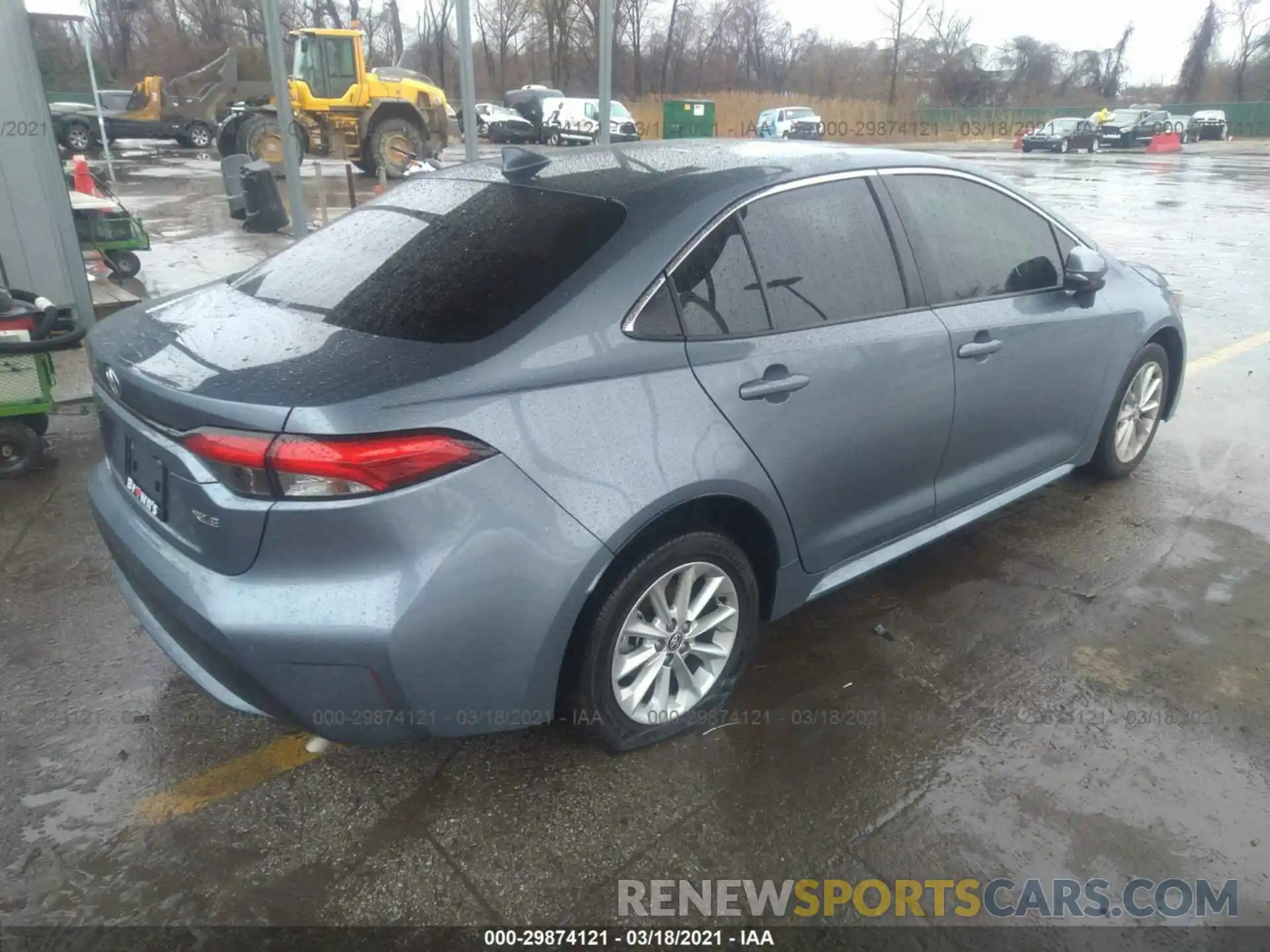 4 Photograph of a damaged car JTDFPRAE4LJ013126 TOYOTA COROLLA 2020