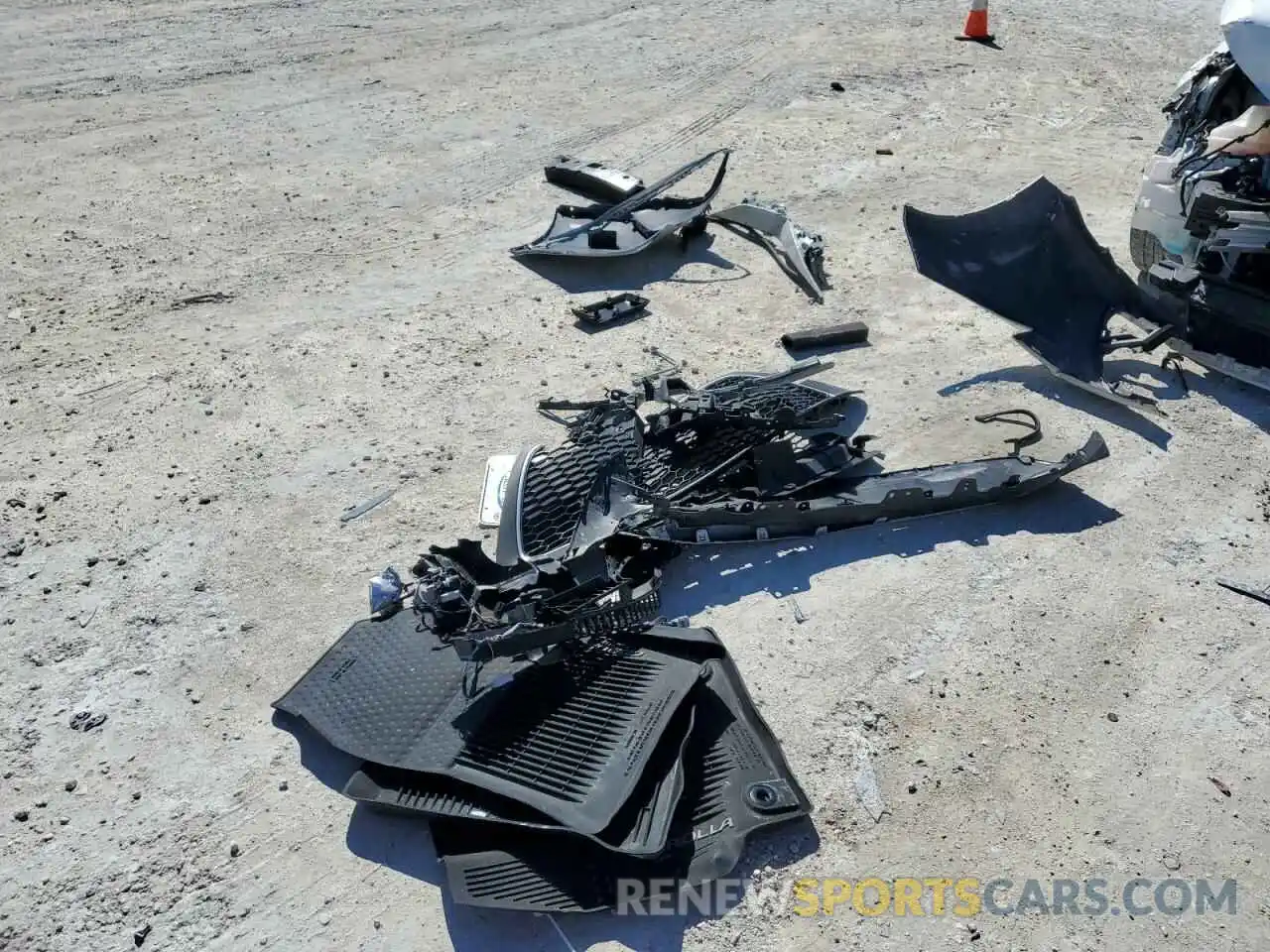 12 Photograph of a damaged car JTDFPRAE5LJ004421 TOYOTA COROLLA 2020