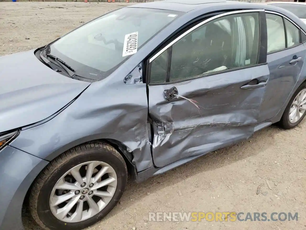 9 Photograph of a damaged car JTDFPRAE5LJ069348 TOYOTA COROLLA 2020