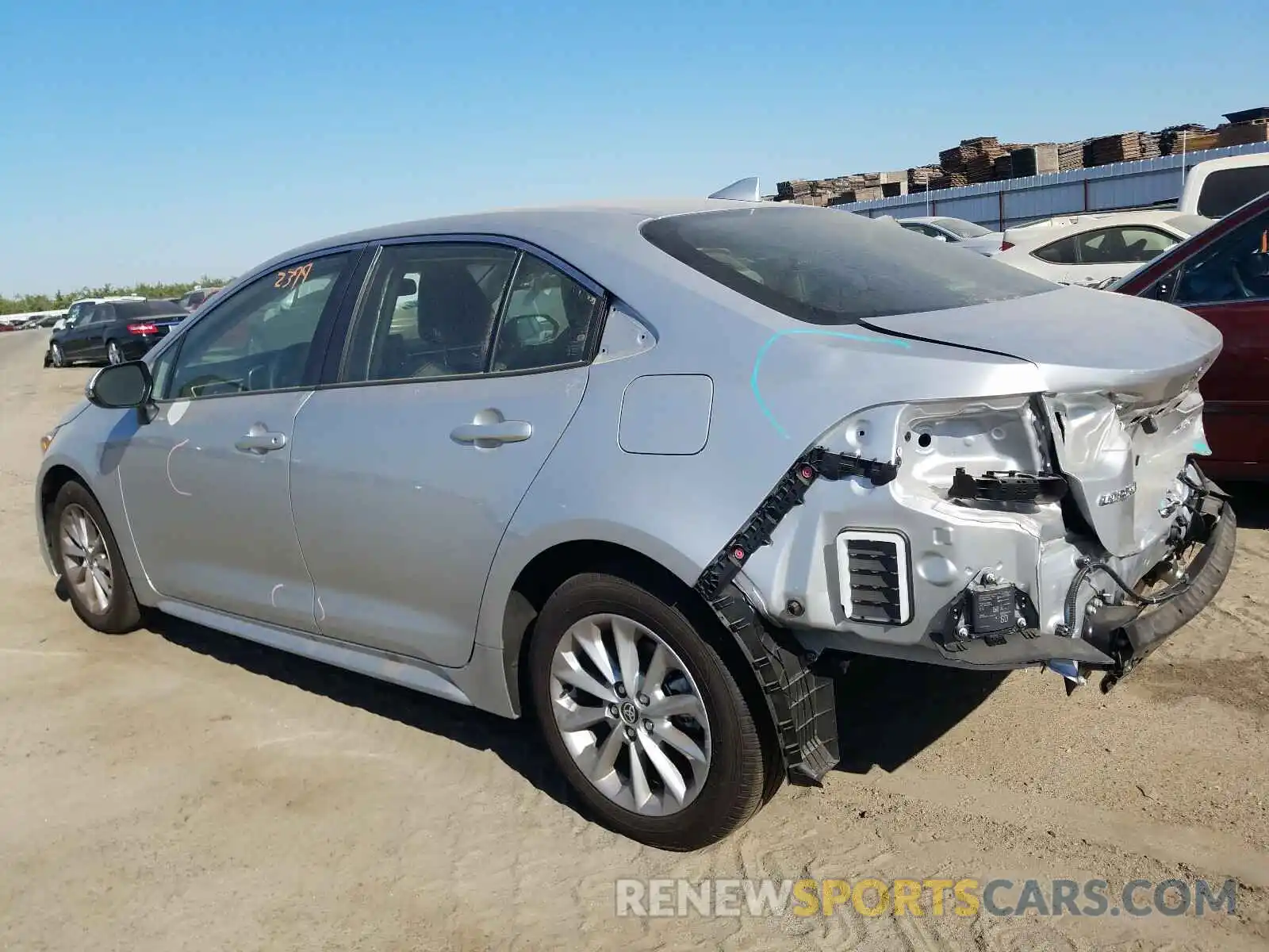 3 Photograph of a damaged car JTDFPRAE7LJ033726 TOYOTA COROLLA 2020