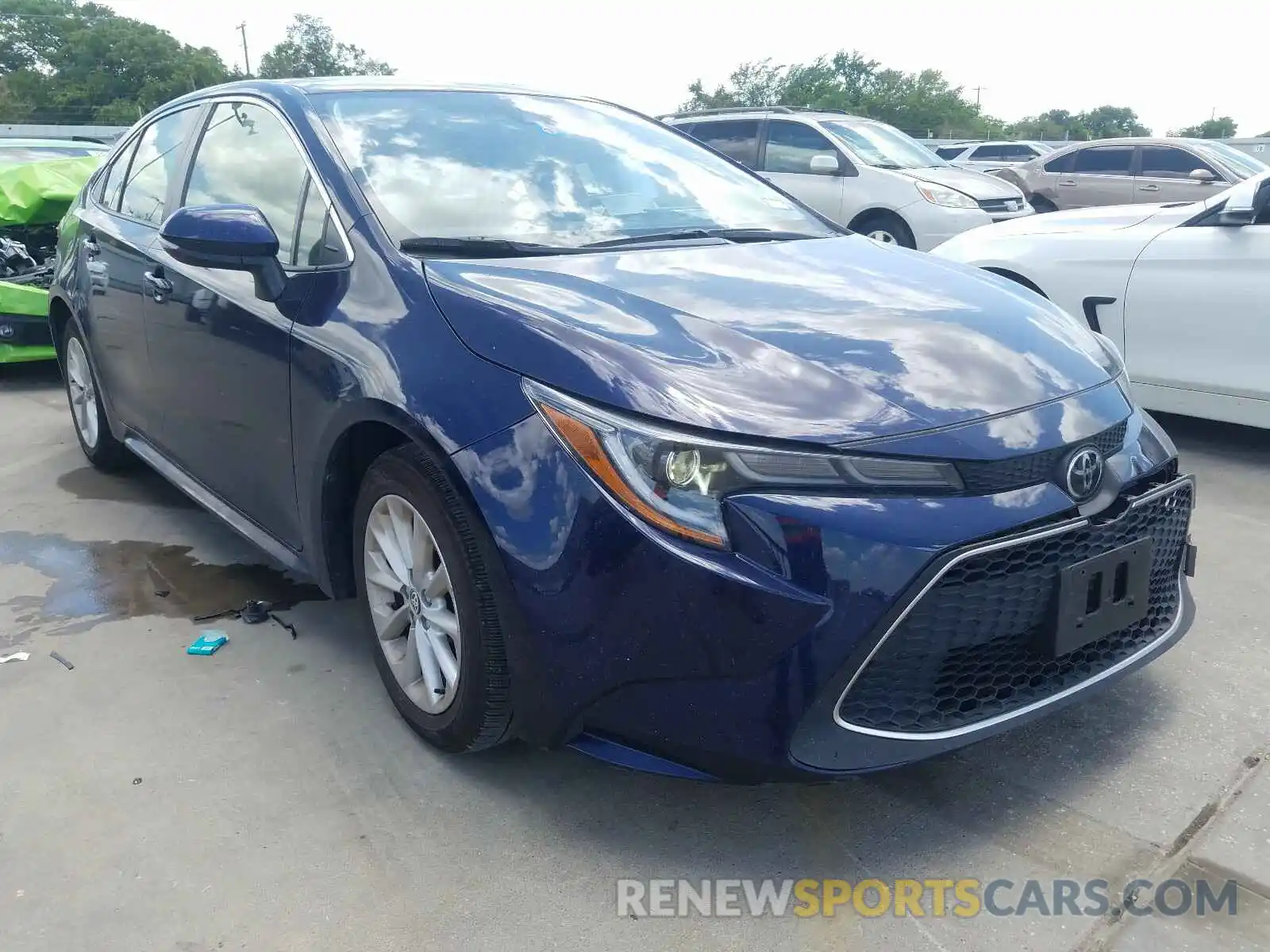 1 Photograph of a damaged car JTDFPRAE8LJ018362 TOYOTA COROLLA 2020