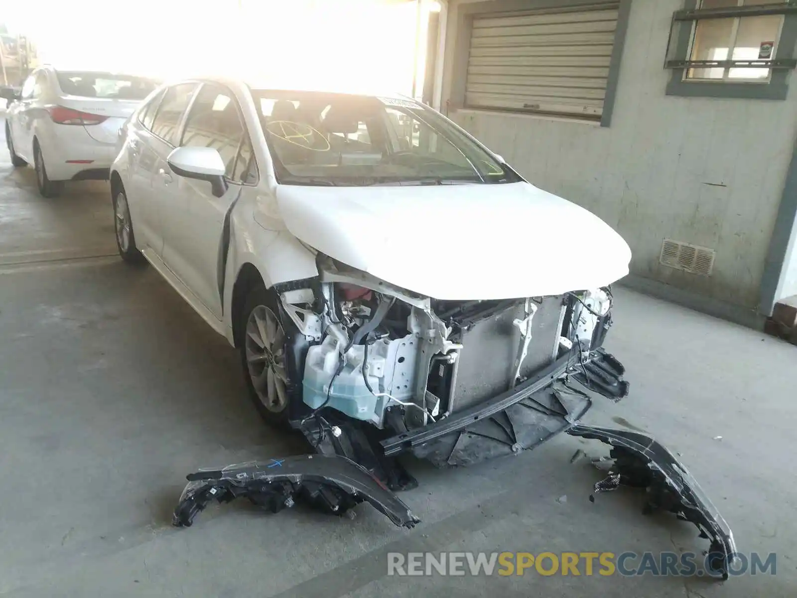 1 Photograph of a damaged car JTDHPRAE0LJ009938 TOYOTA COROLLA 2020