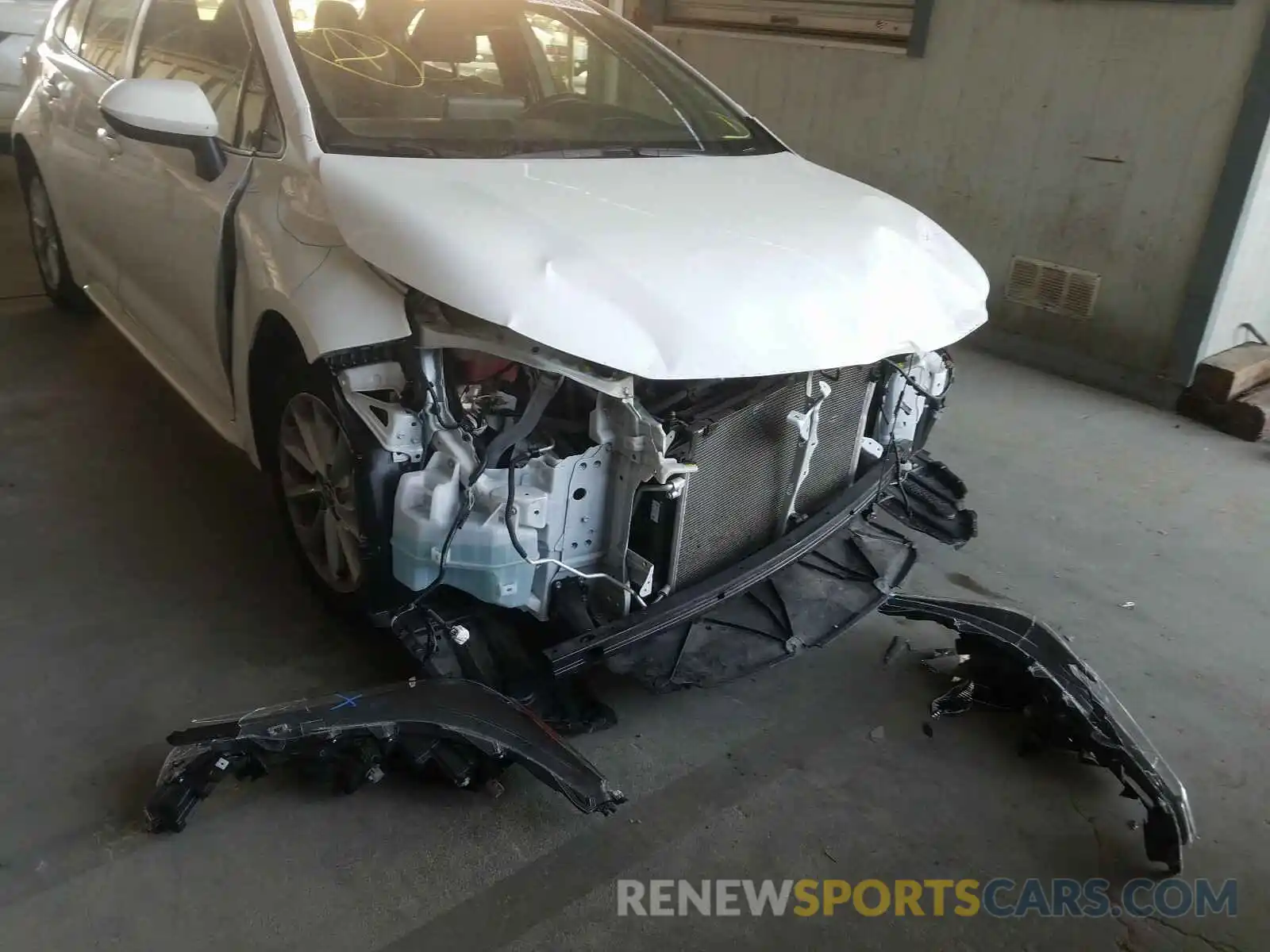 9 Photograph of a damaged car JTDHPRAE0LJ009938 TOYOTA COROLLA 2020