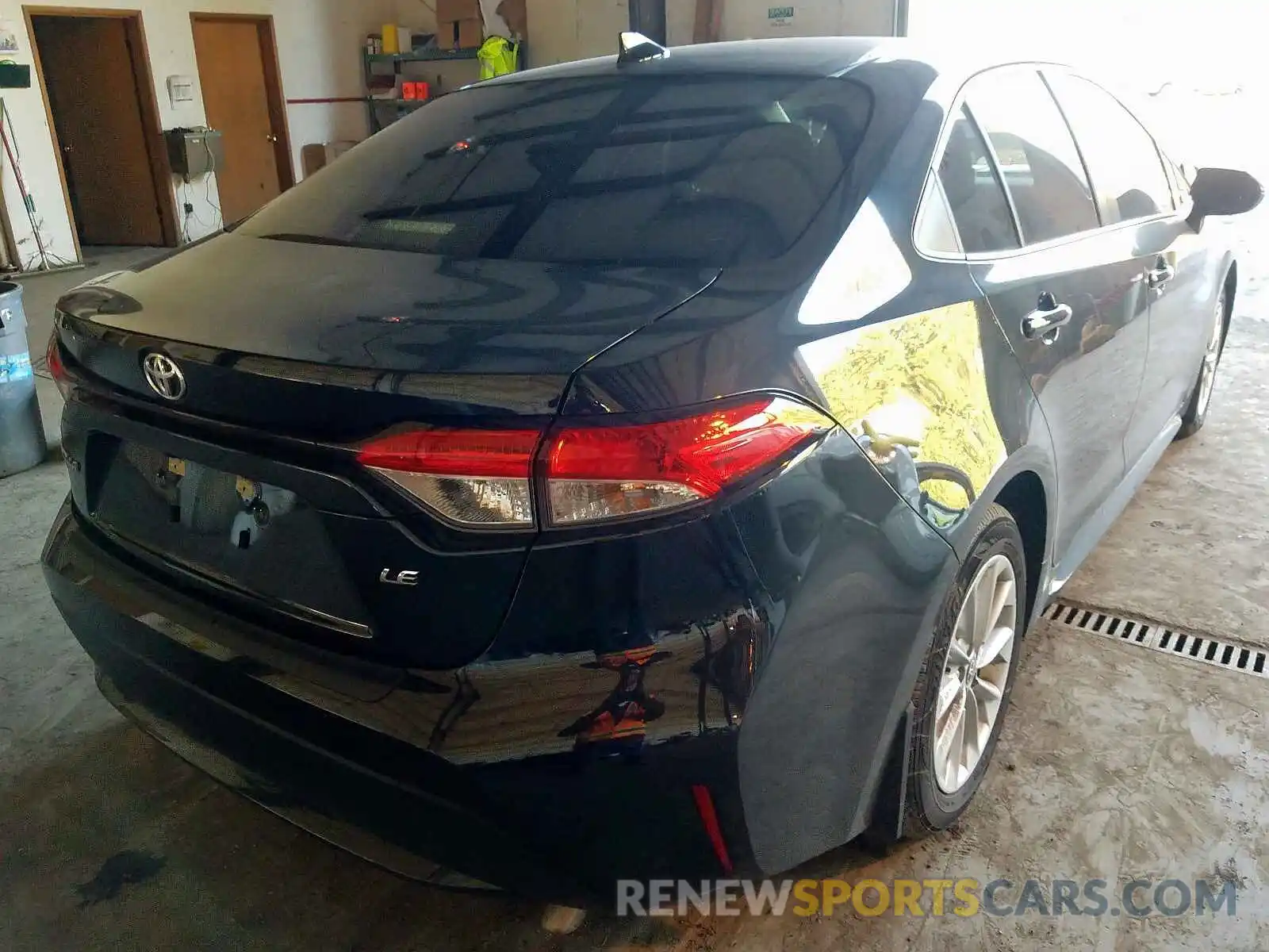 4 Photograph of a damaged car JTDHPRAE0LJ015481 TOYOTA COROLLA 2020