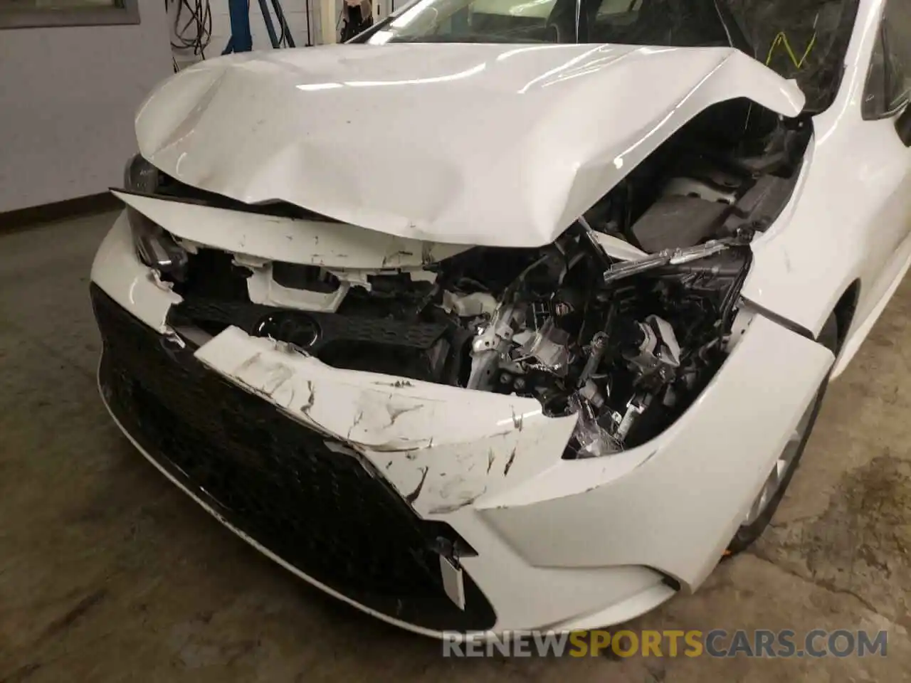 9 Photograph of a damaged car JTDHPRAE1LJ060011 TOYOTA COROLLA 2020