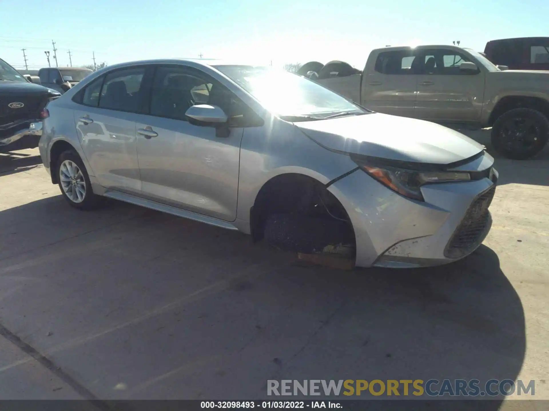 1 Photograph of a damaged car JTDHPRAE2LJ005910 TOYOTA COROLLA 2020