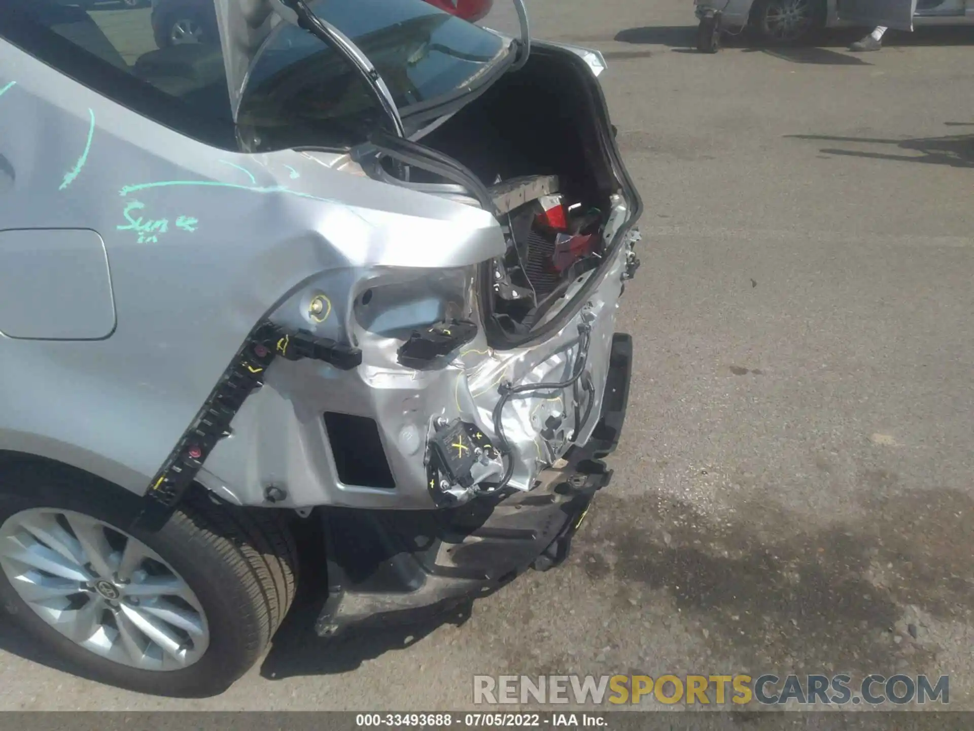 6 Photograph of a damaged car JTDHPRAE3LJ054825 TOYOTA COROLLA 2020