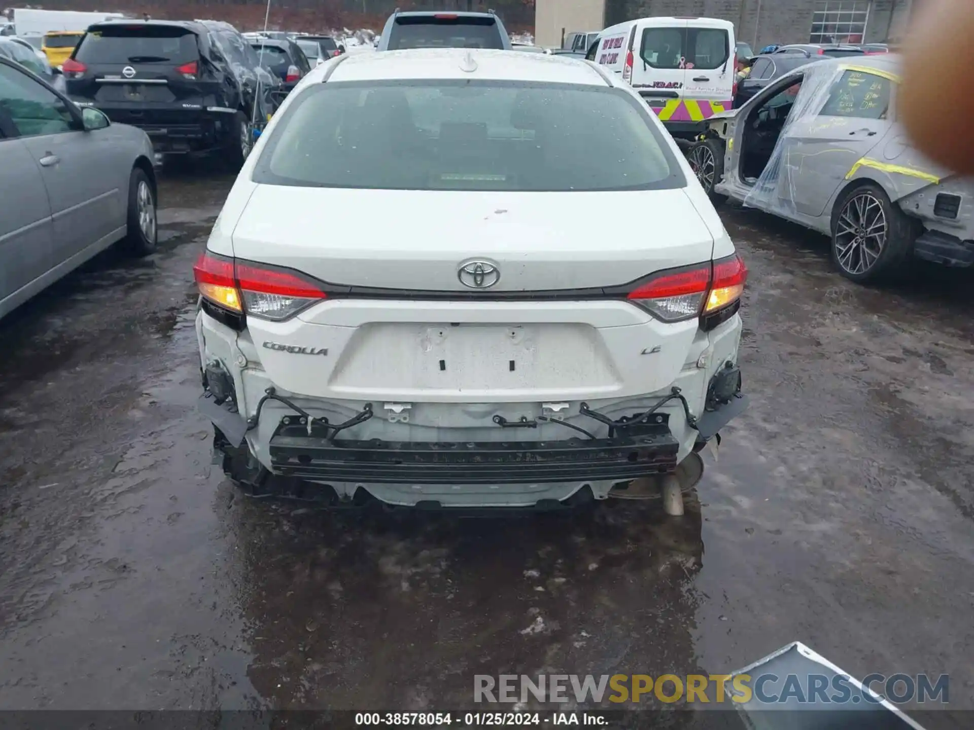 17 Photograph of a damaged car JTDHPRAE5LJ015833 TOYOTA COROLLA 2020