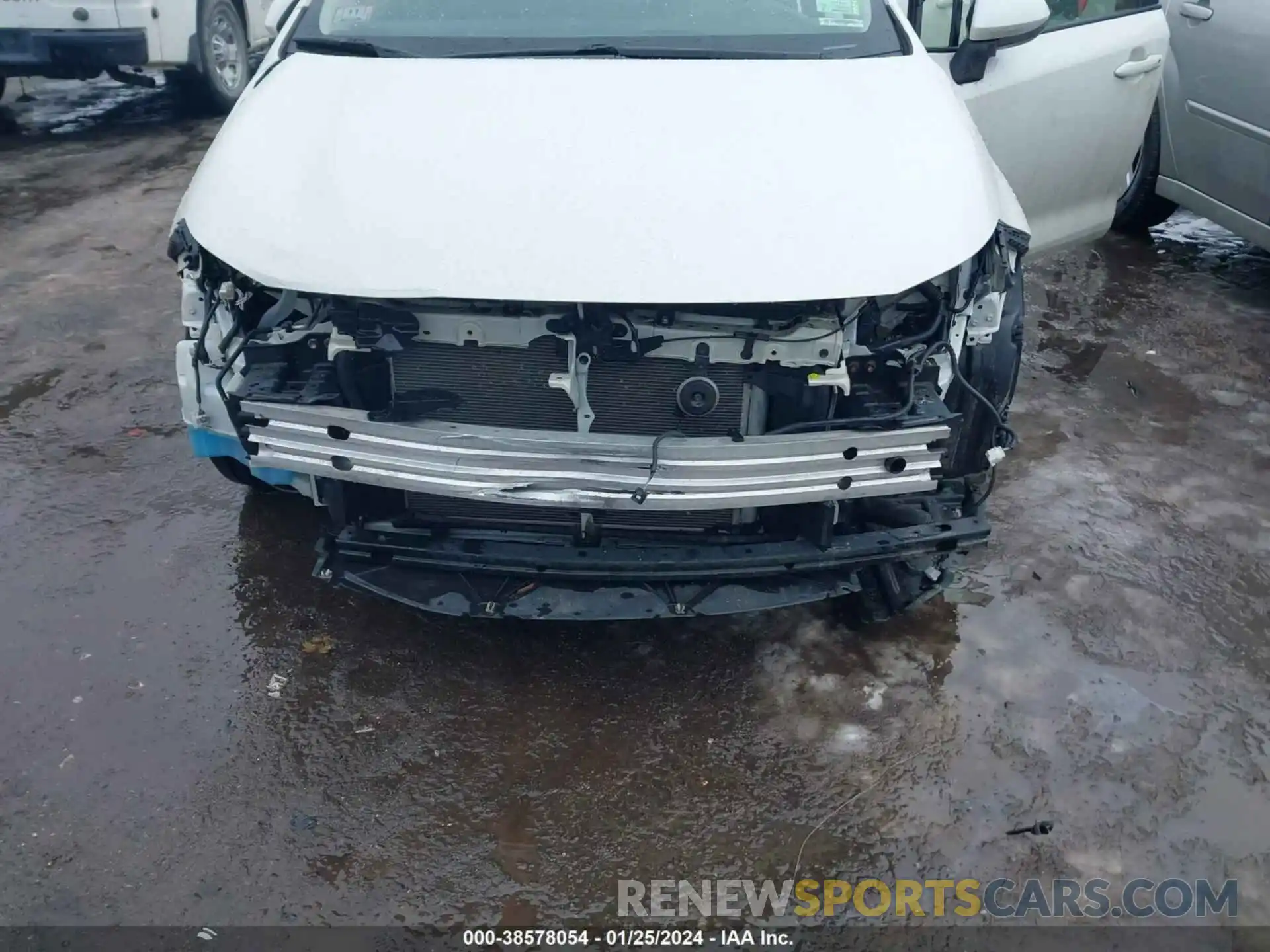 6 Photograph of a damaged car JTDHPRAE5LJ015833 TOYOTA COROLLA 2020