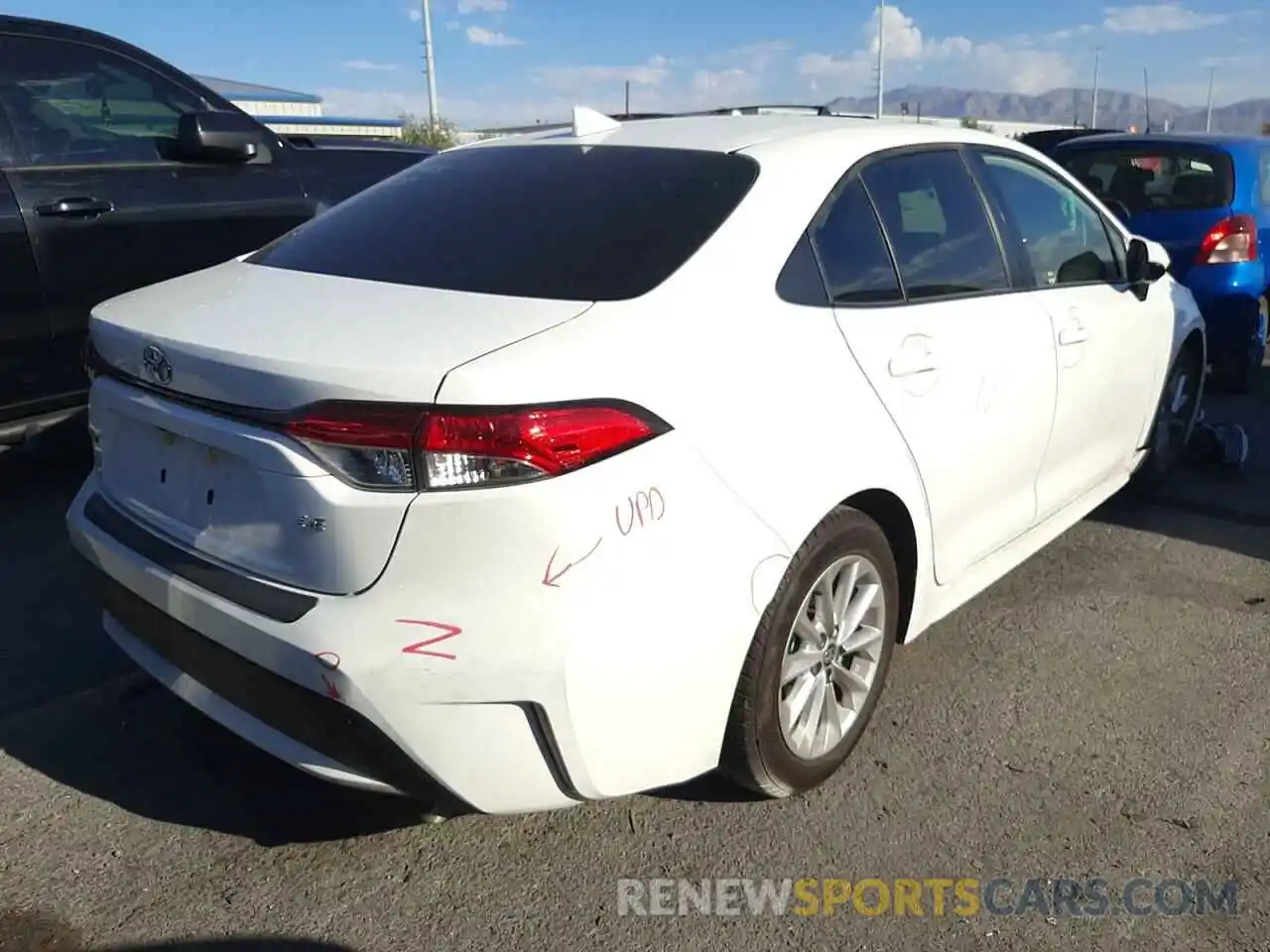 4 Photograph of a damaged car JTDHPRAE8LJ010996 TOYOTA COROLLA 2020