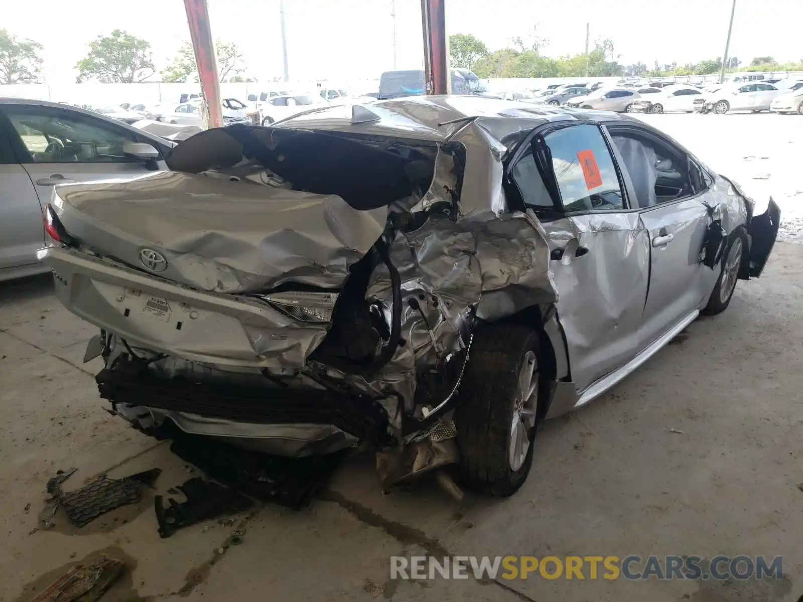 4 Photograph of a damaged car JTDHPRAE8LJ012019 TOYOTA COROLLA 2020