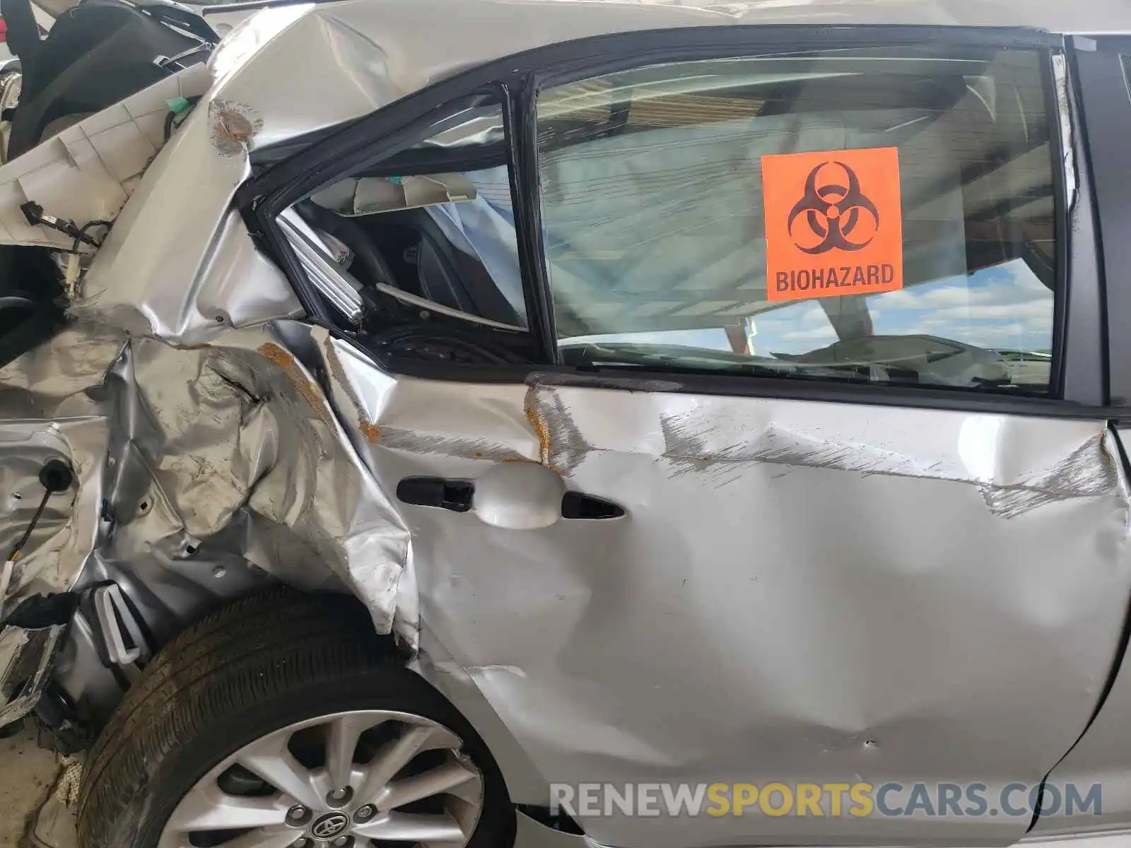 6 Photograph of a damaged car JTDHPRAE8LJ012019 TOYOTA COROLLA 2020