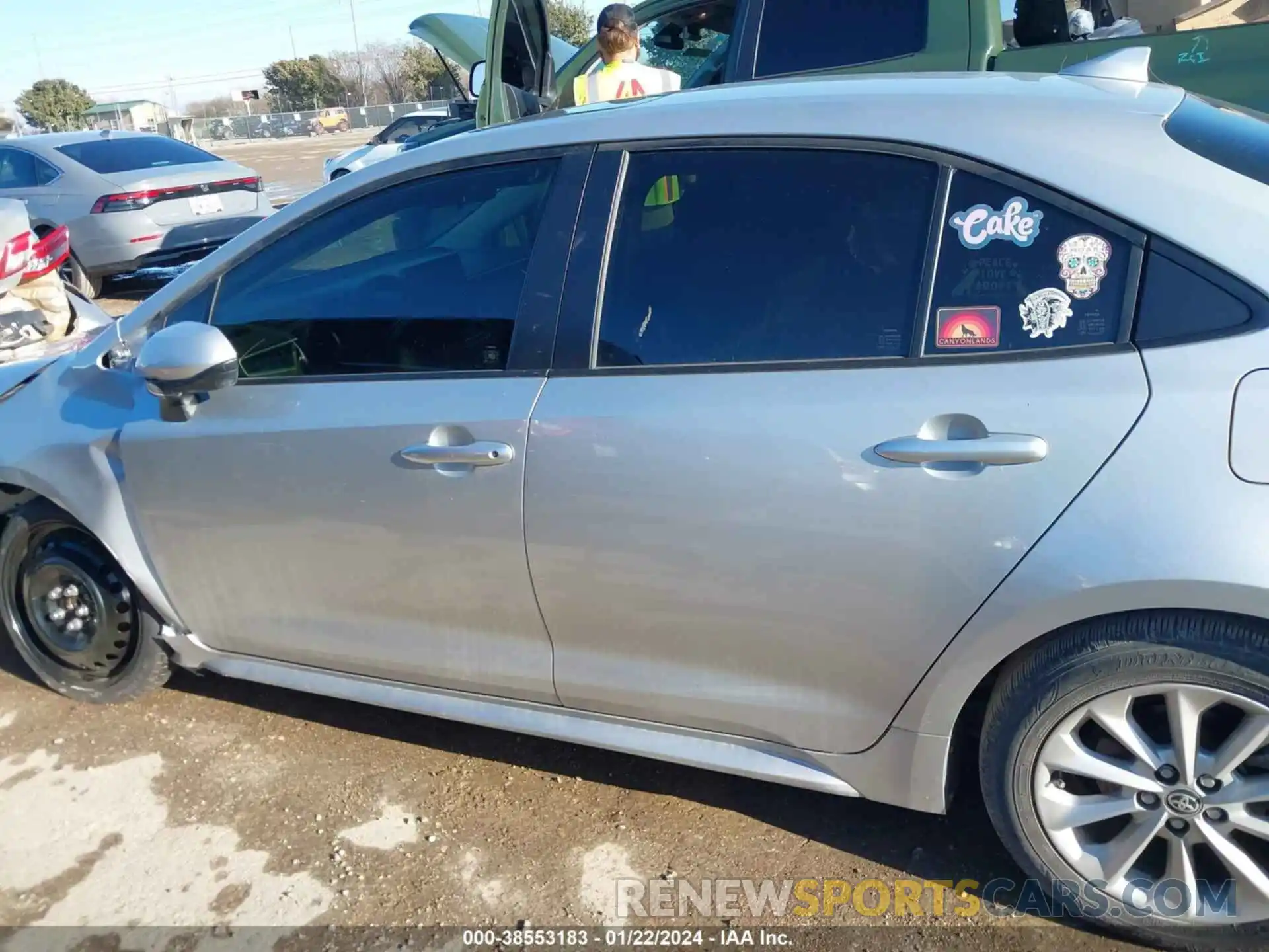 14 Photograph of a damaged car JTDHPRAE8LJ015826 TOYOTA COROLLA 2020