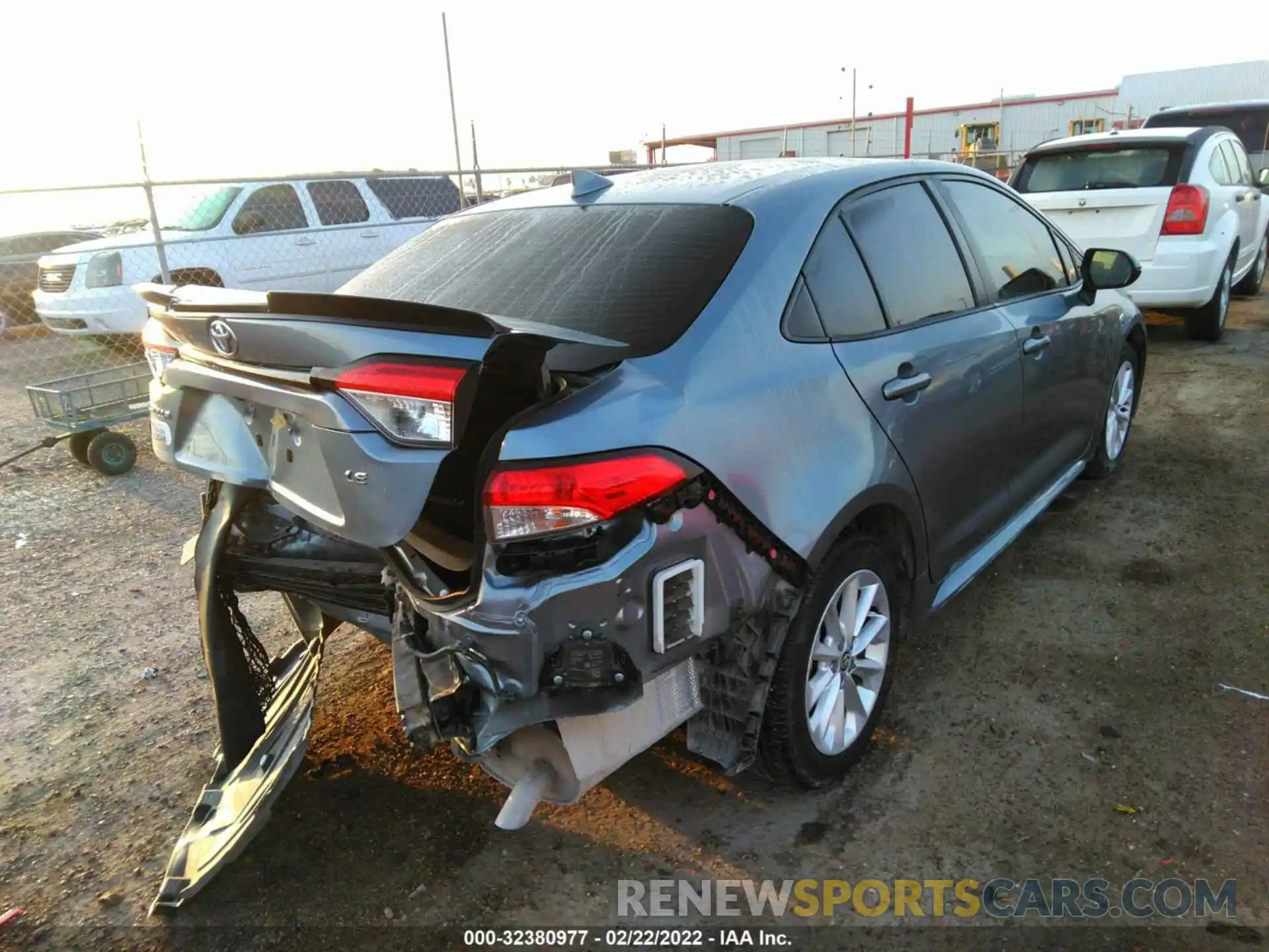 4 Photograph of a damaged car JTDHPRAE8LJ019505 TOYOTA COROLLA 2020