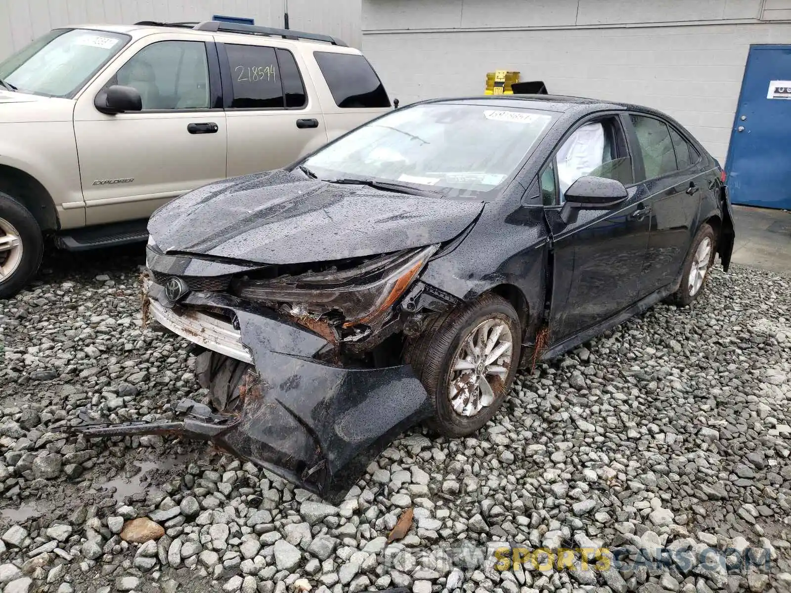 2 Photograph of a damaged car JTDHPRAE8LJ045019 TOYOTA COROLLA 2020